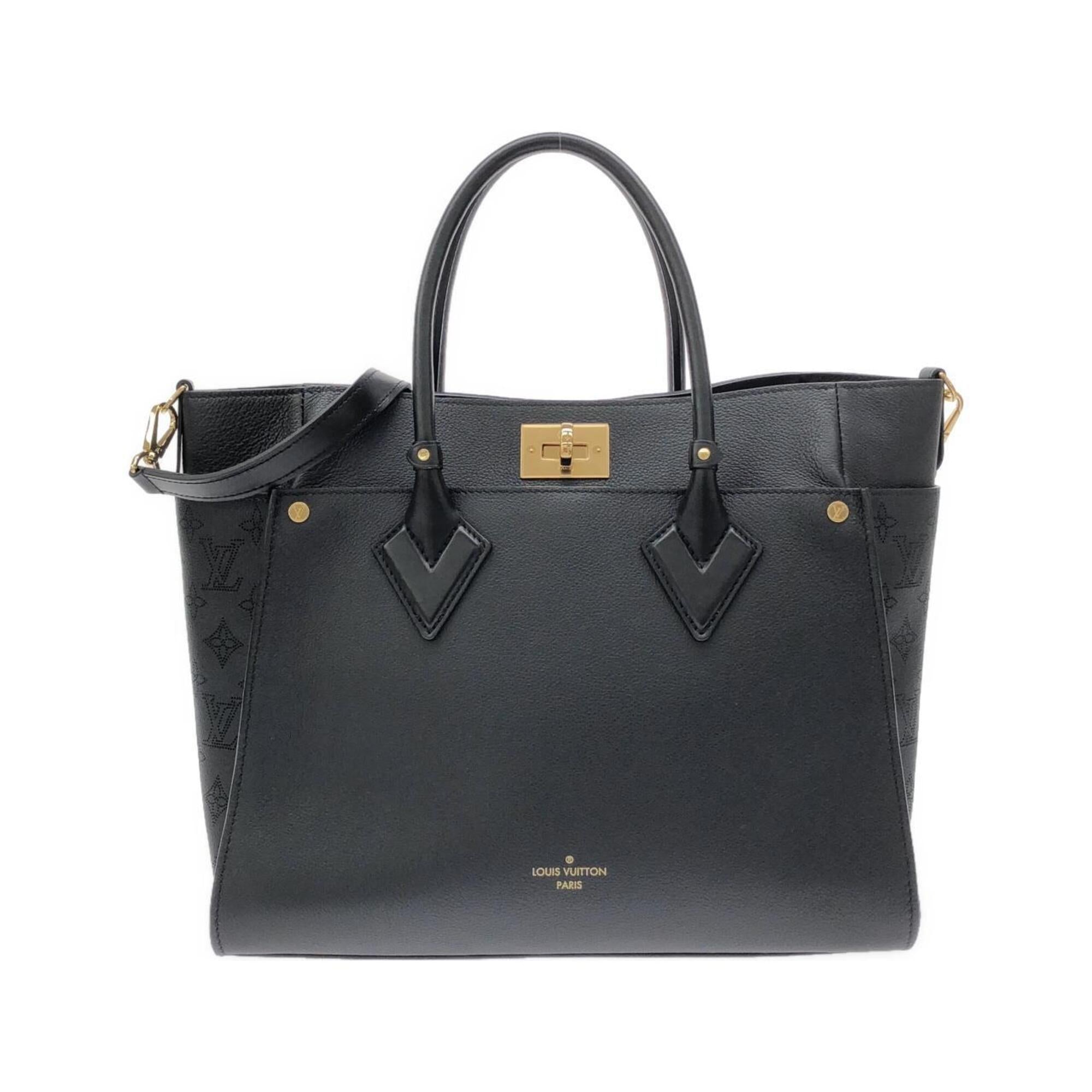 Louis Vuitton Black Leather Handbag (Pre-Owned)