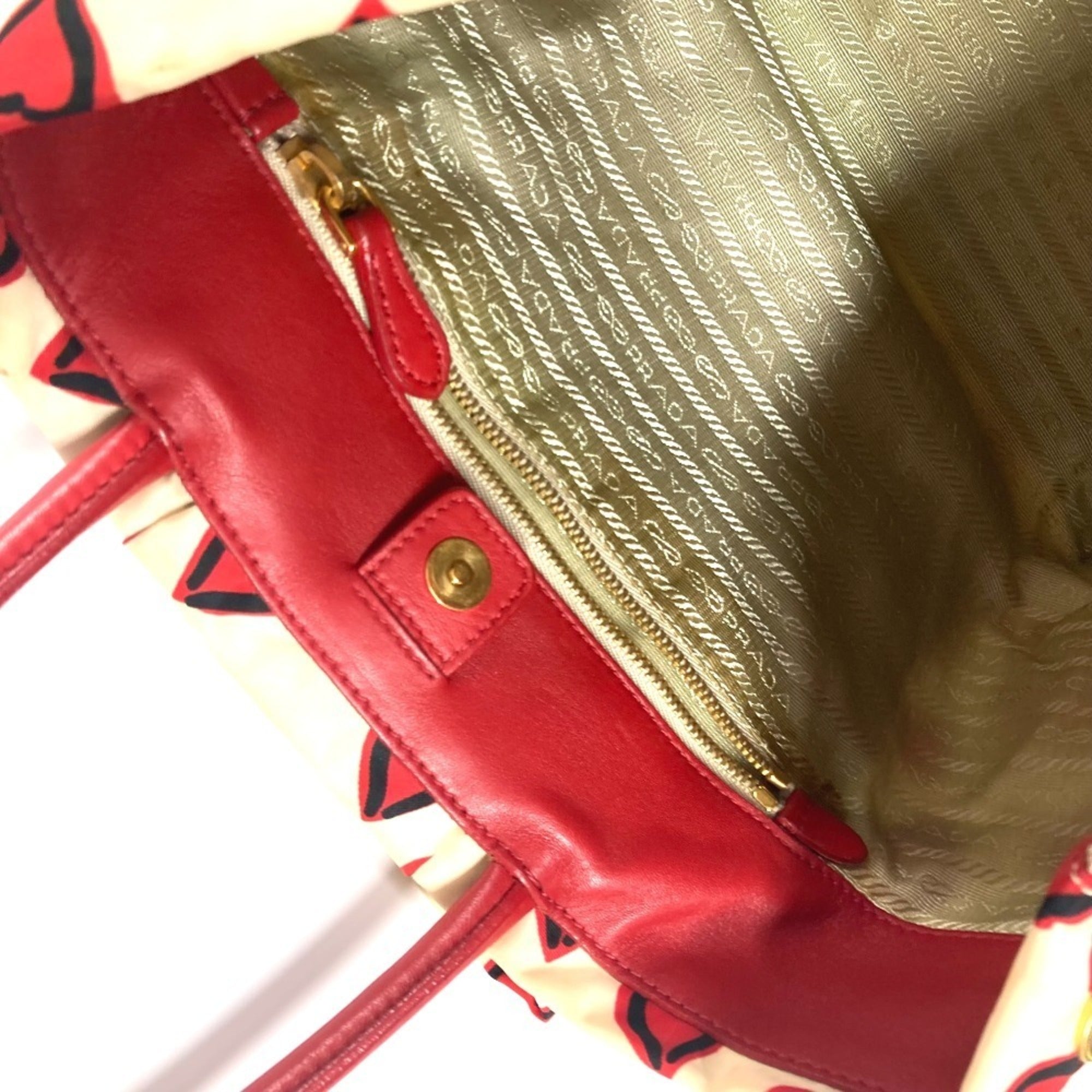 Prada Red Color White Leather Nylon Handbag Tote Bag (Pre-Owned)