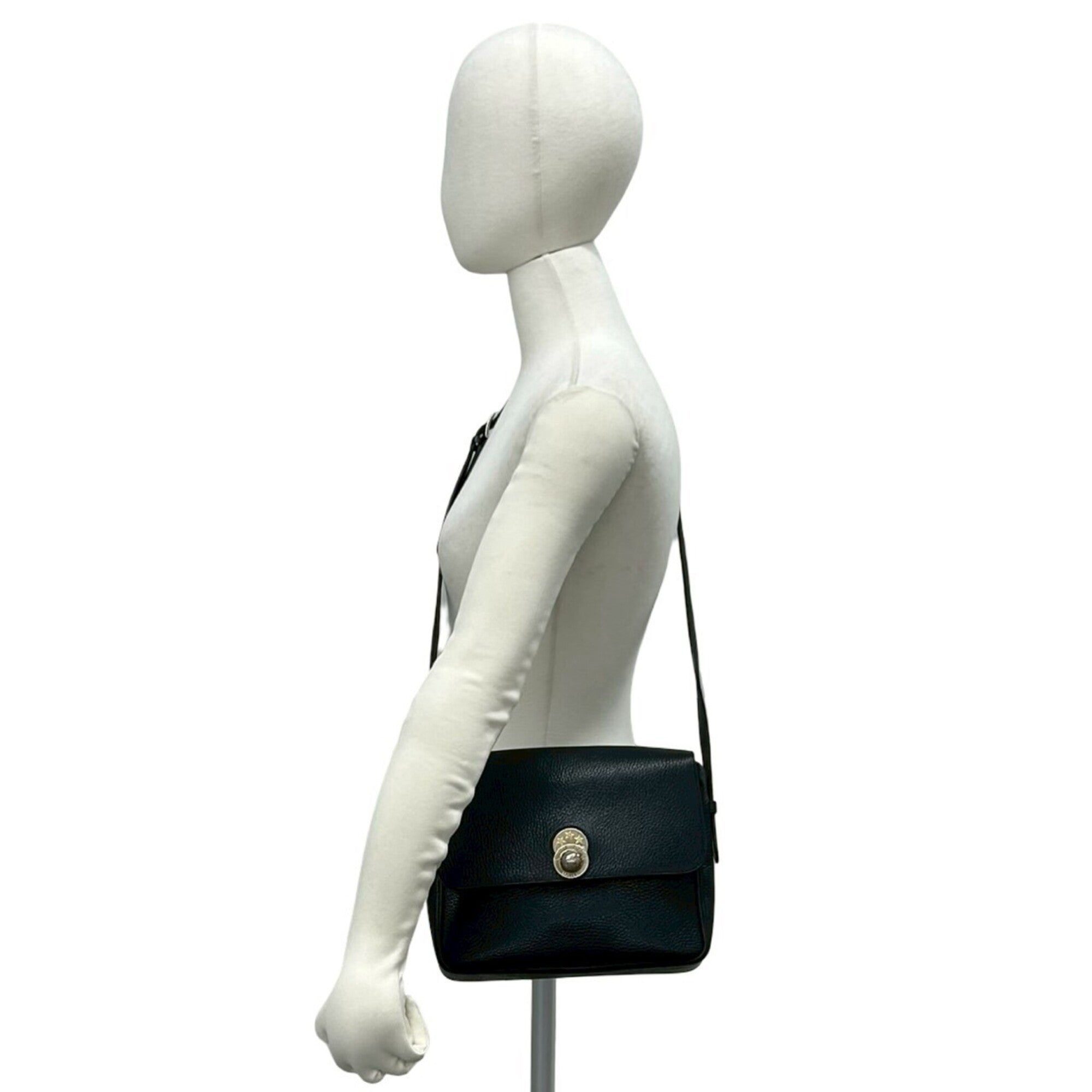 Celine Black Leather Pochette Shoulder Bag (Pre-Owned)