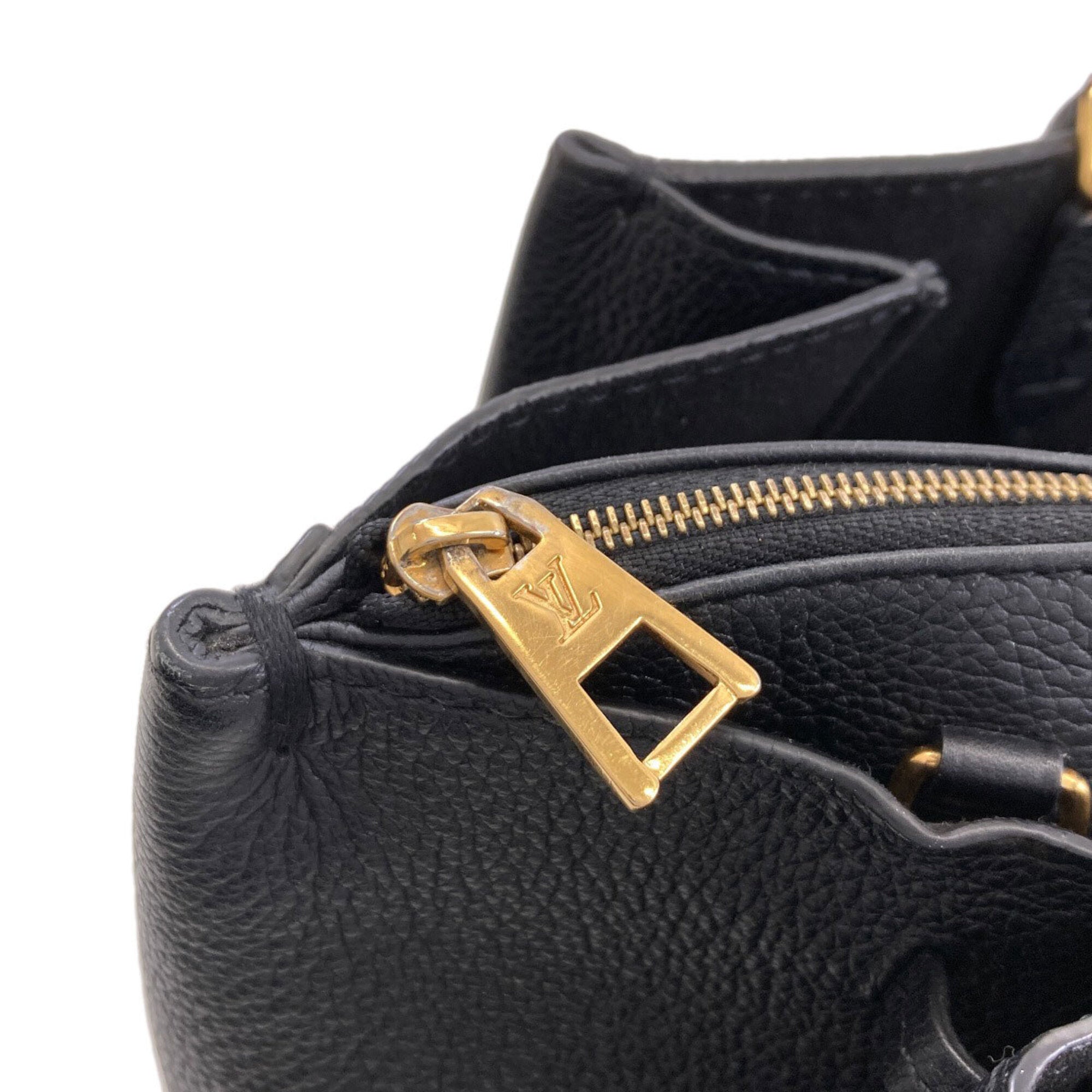 Louis Vuitton Black Leather Handbag (Pre-Owned)