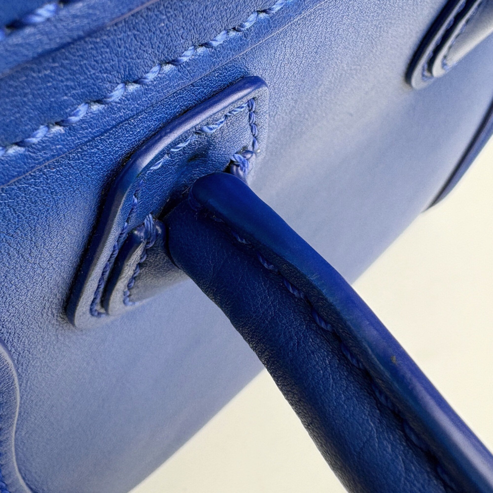 Celine Blue Leather Handbag (Pre-Owned)