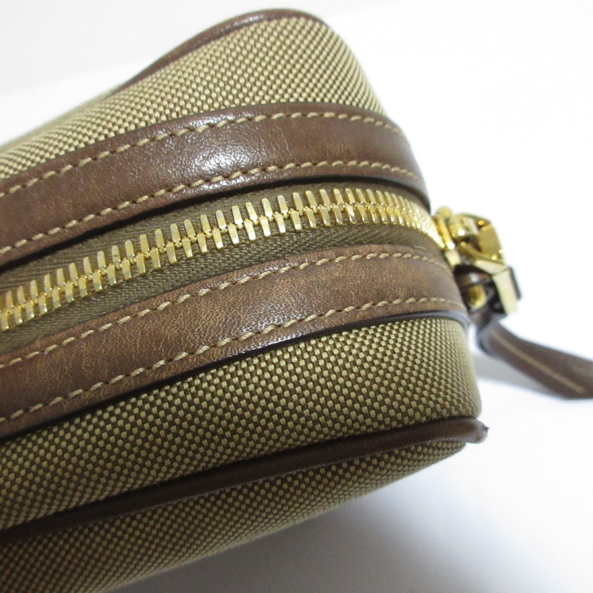 Prada Beige Shoulder Bag (Pre-Owned)