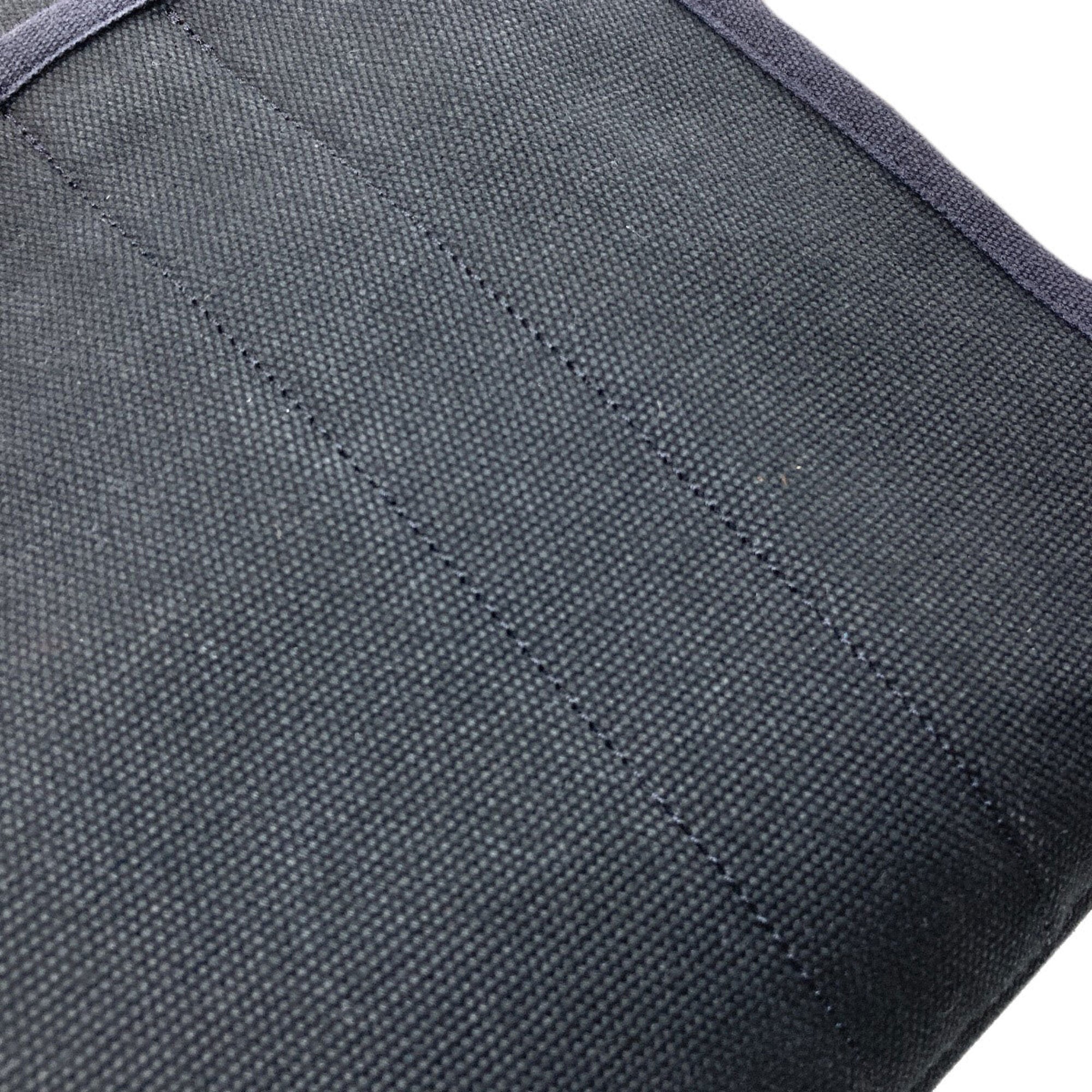 Coach Black Canvas Handbag (Pre-Owned)