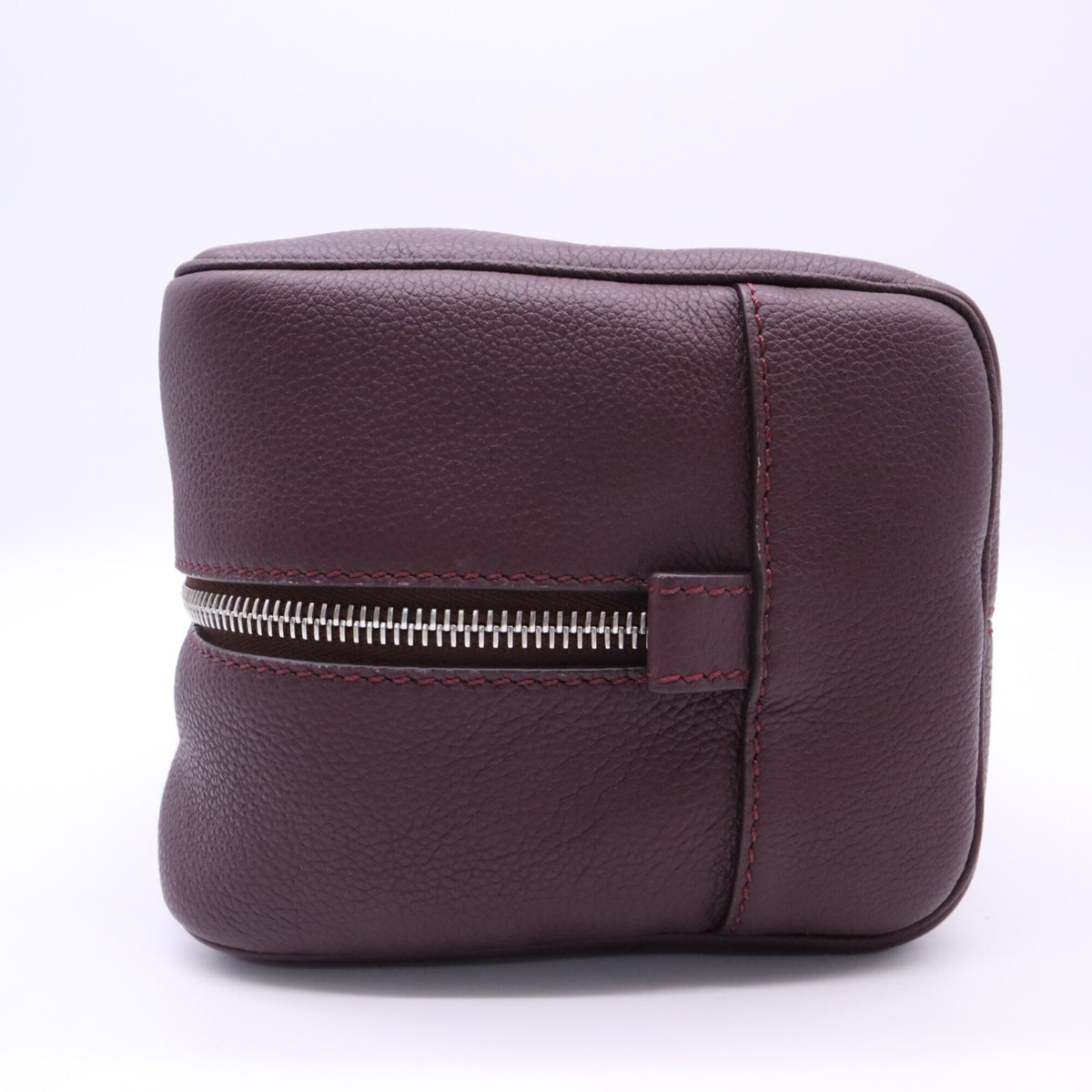 Fendi Red Color Wine Leather Clutch Bag (Pre-Owned)