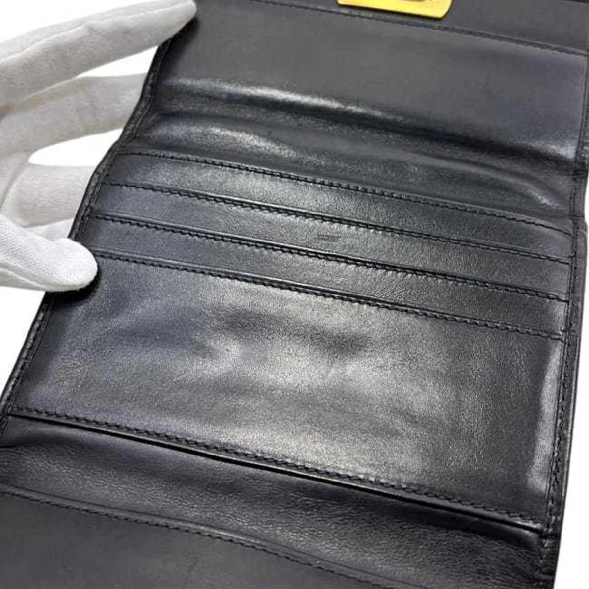Salvatore Ferragamo Black Leather Chain/Shoulder Wallet (Pre-Owned)