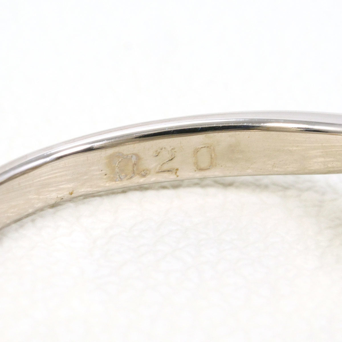 Unbranded White Gold White Gold (18K) Band Ring (Pre-Owned)