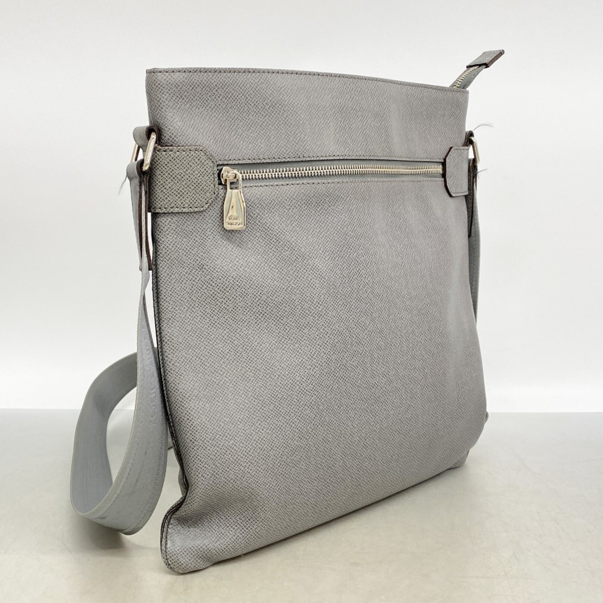 Louis Vuitton Glacier Shoulder Bag (Pre-Owned)