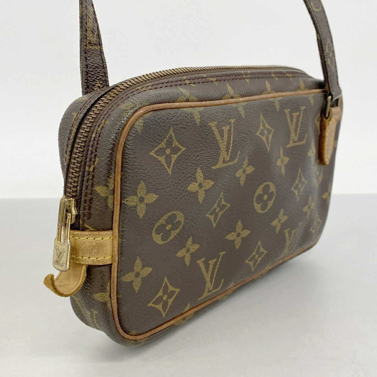 Louis Vuitton Brown Shoulder Bag (Pre-Owned)