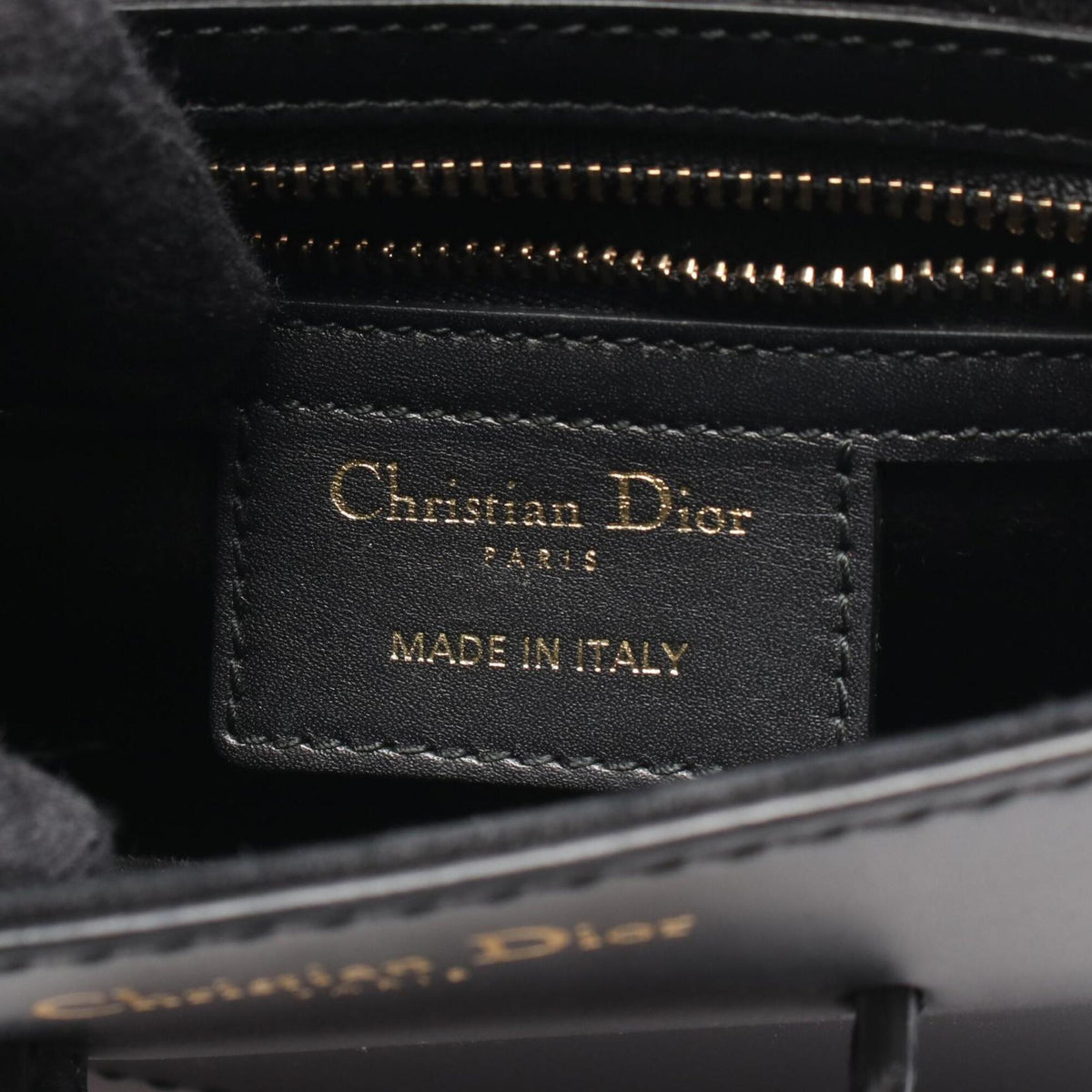Christian Dior Black Leather Shoulder Bag (Pre-Owned)