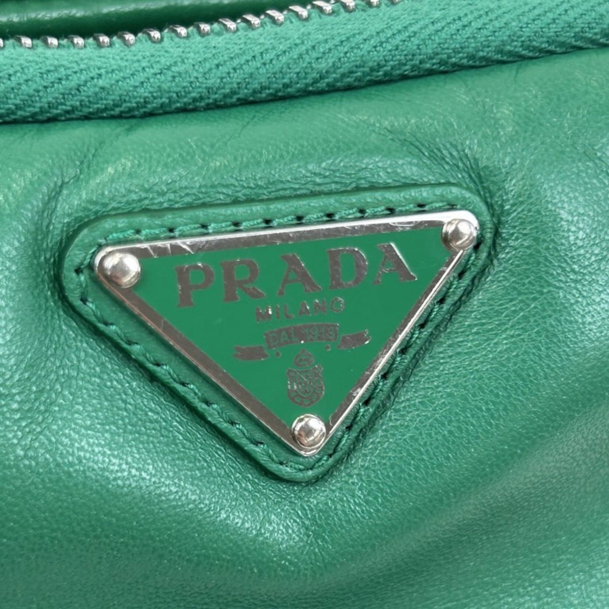Prada Green Leather Shoulder Bag (Pre-Owned)