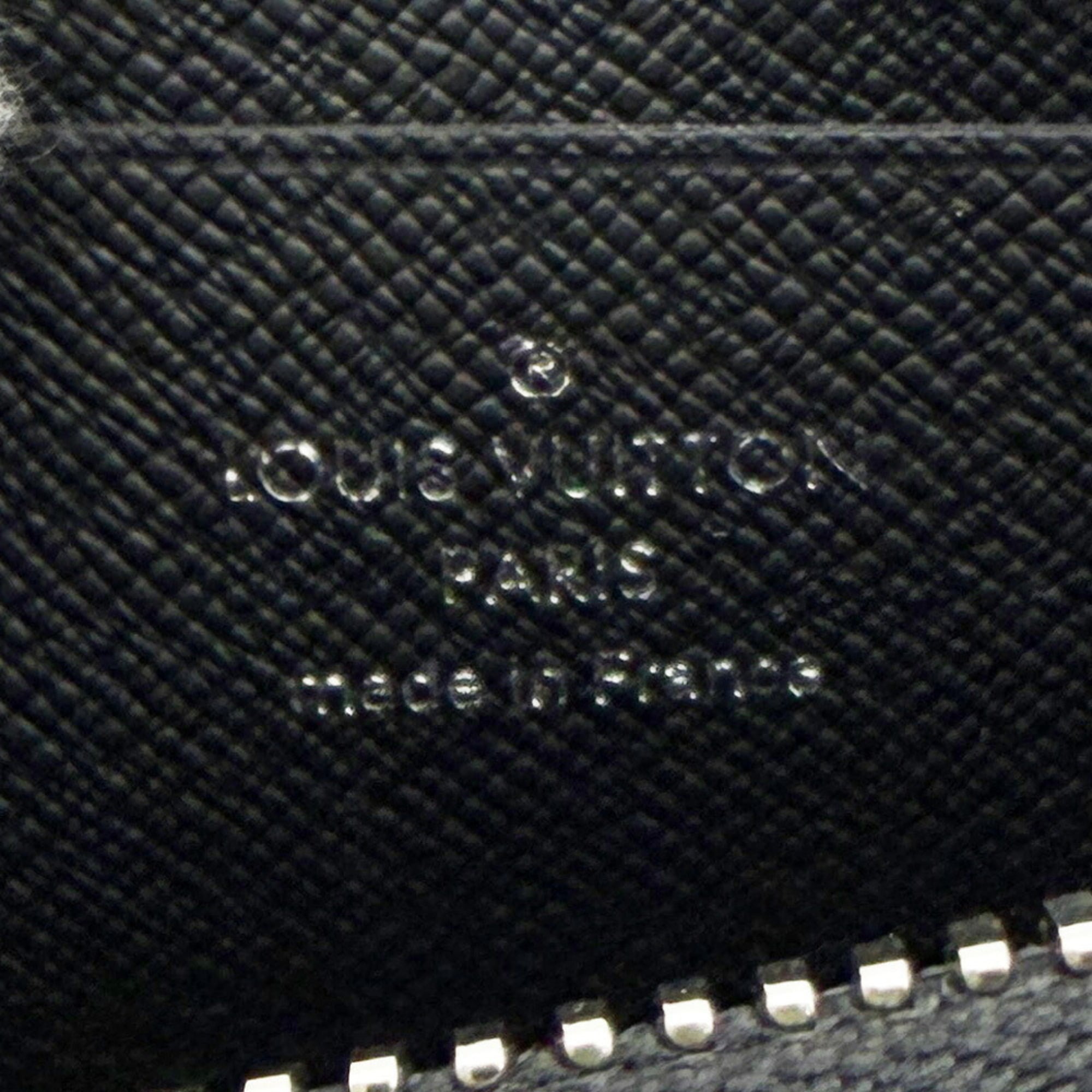 Louis Vuitton Noir Taiga Leather Leather Coin Purse/Coin Case (Pre-Owned)