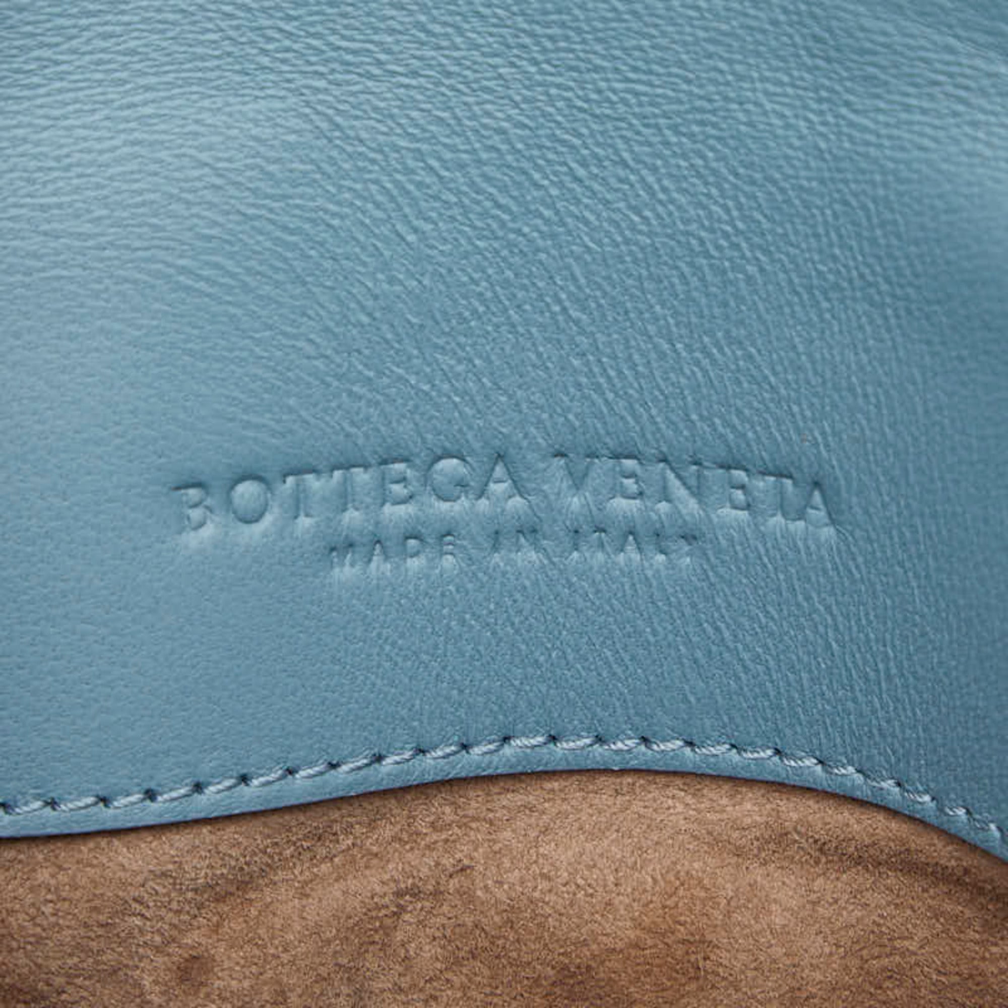 Bottega Veneta Blue Leather Handbag (Pre-Owned)