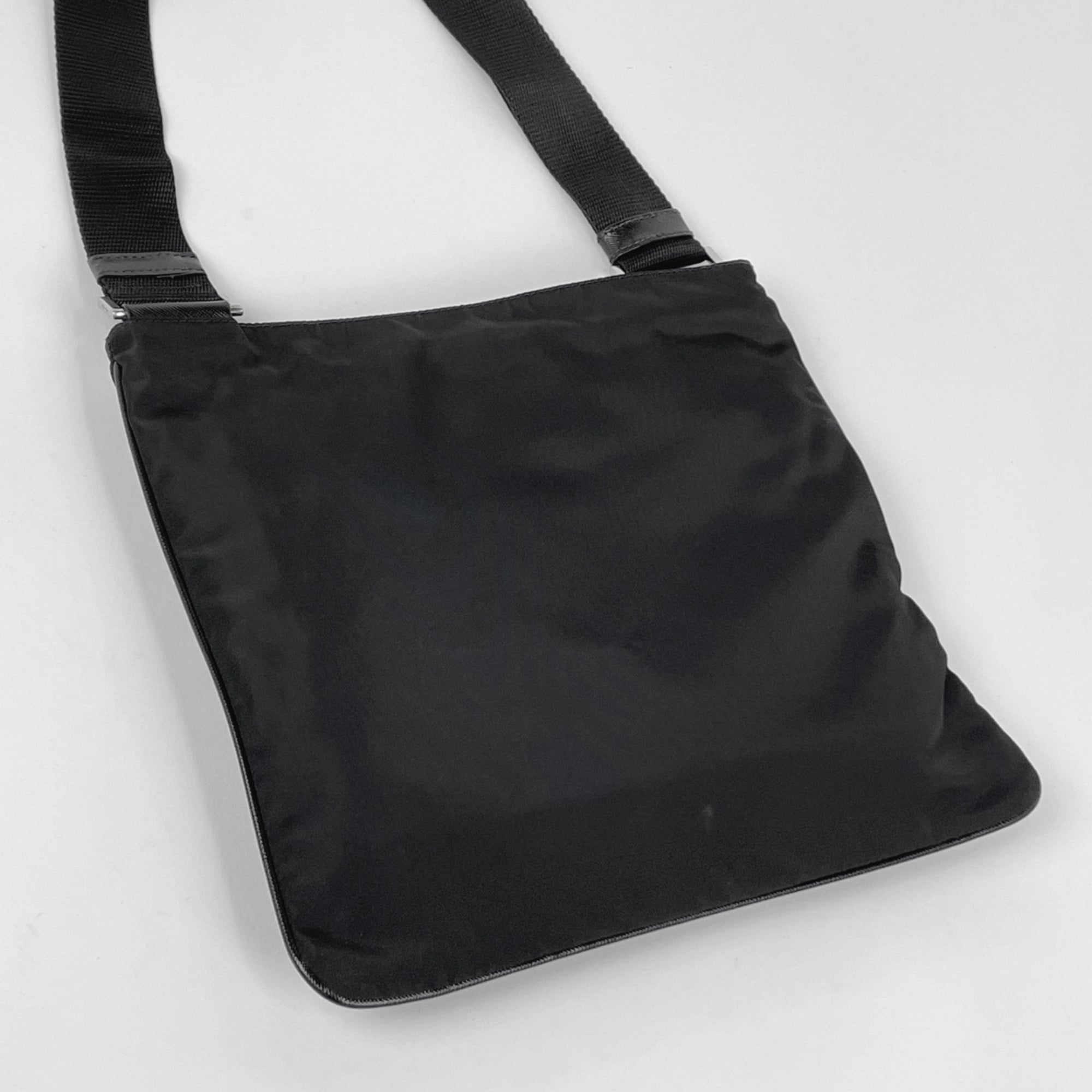 Prada Black Nylon Leather Shoulder Bag (Pre-Owned)