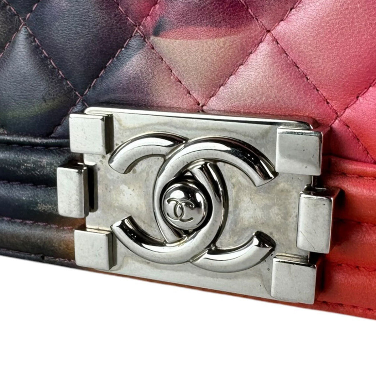 Chanel Multi-Color Leather Shoulder Bag (Pre-Owned)