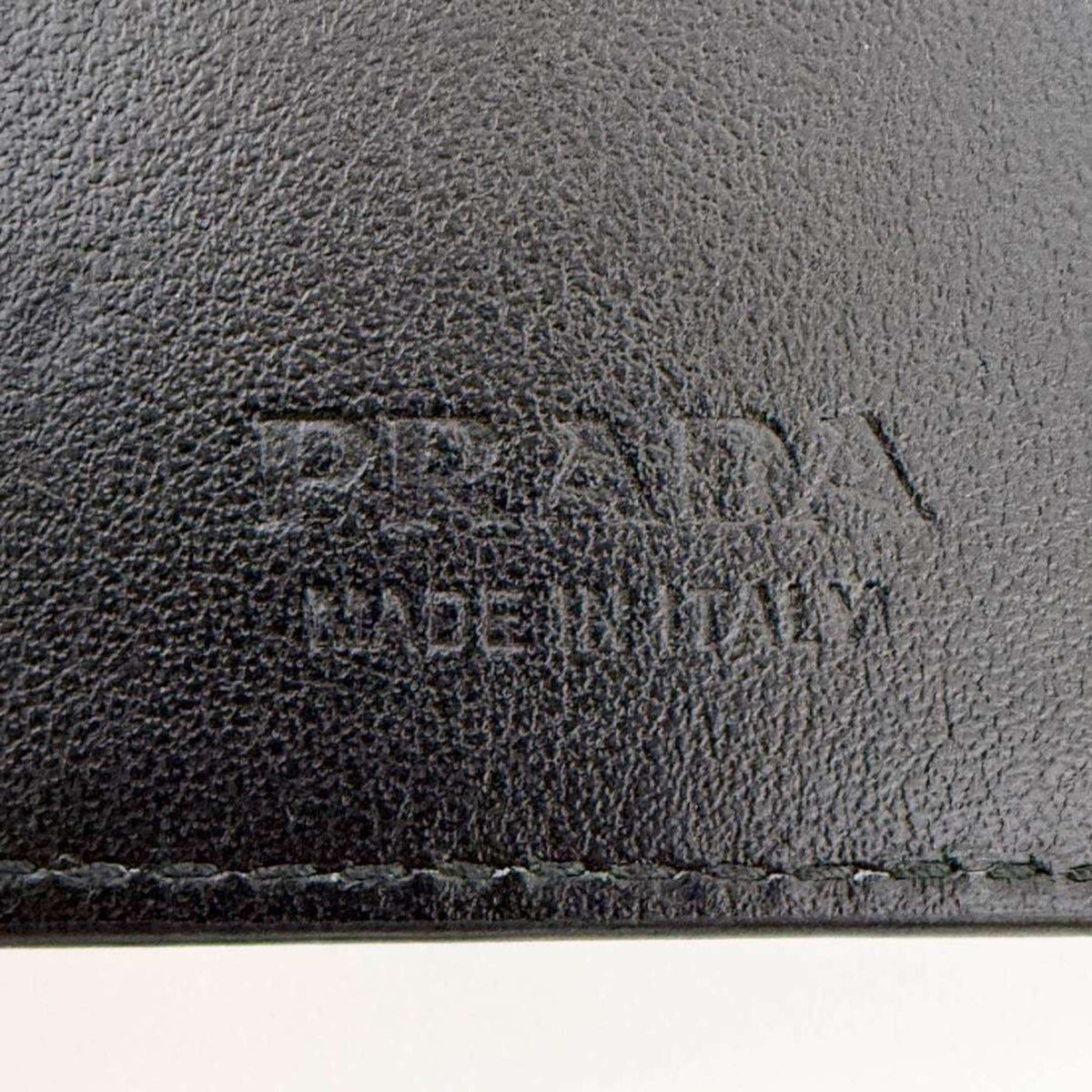 Prada Black Leather Wallet (Bi-Fold) (Pre-Owned)
