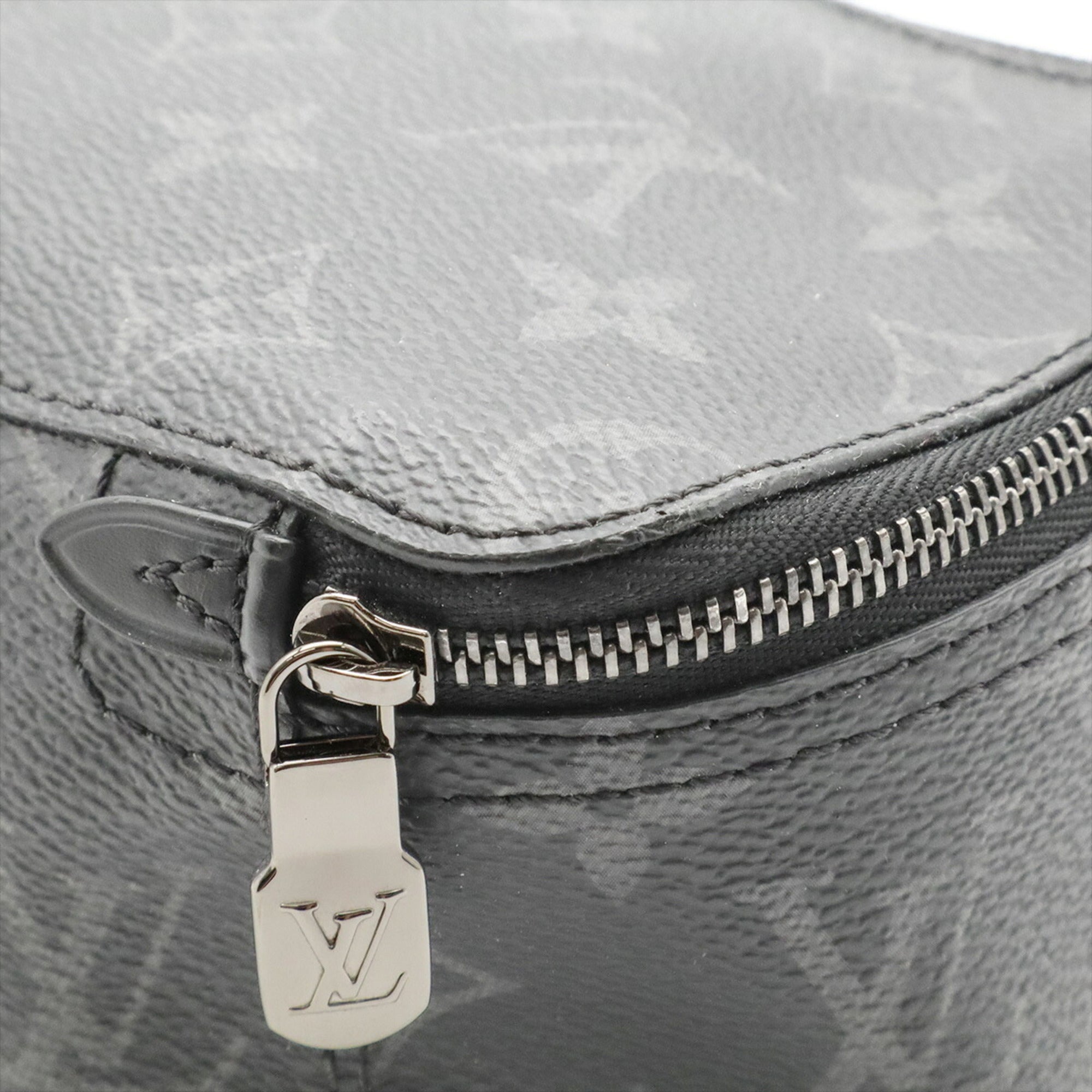 Louis Vuitton Black Gray Monogram Eclipse Canvas Leather Pouch (Pre-Owned)