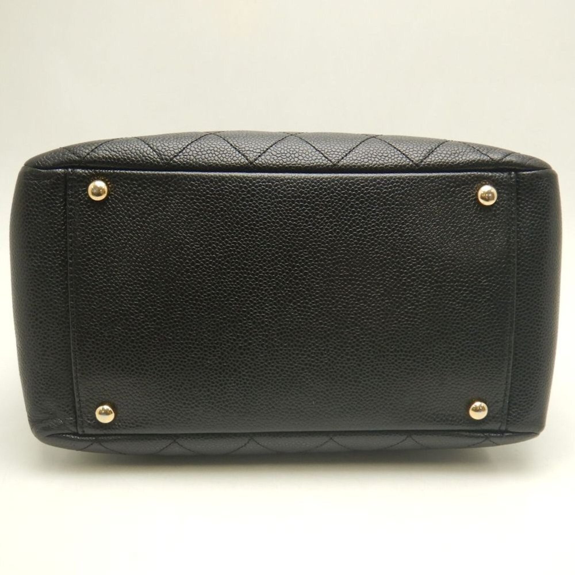 Chanel Matelasse Black Grained Calfskin Tote Bag (Pre-Owned)
