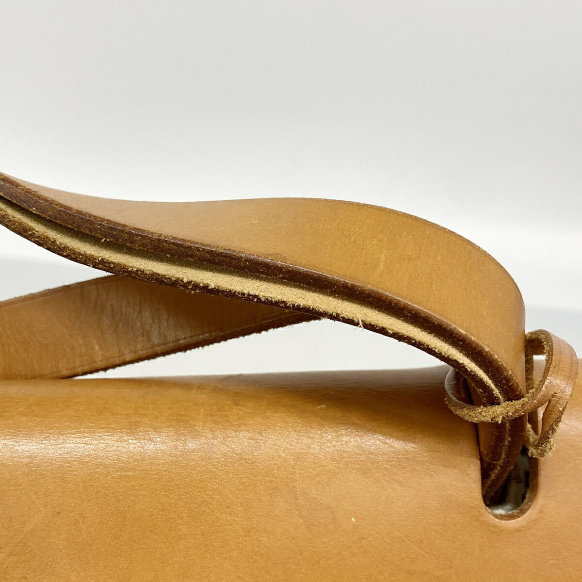 Hermes Natural Handbag (Pre-Owned)