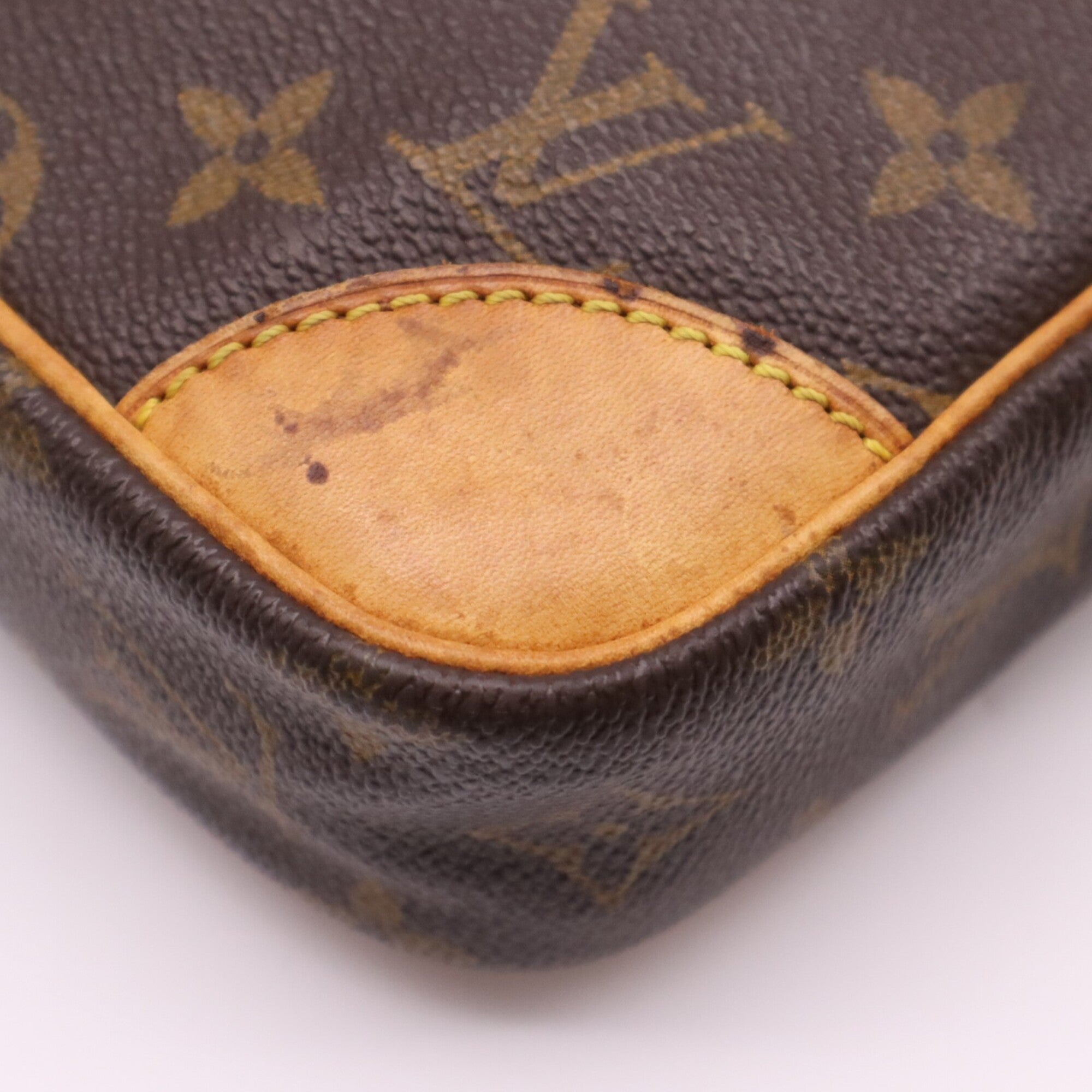 Louis Vuitton Beige Brown Coated Canvas Leather Shoulder Bag (Pre-Owned)