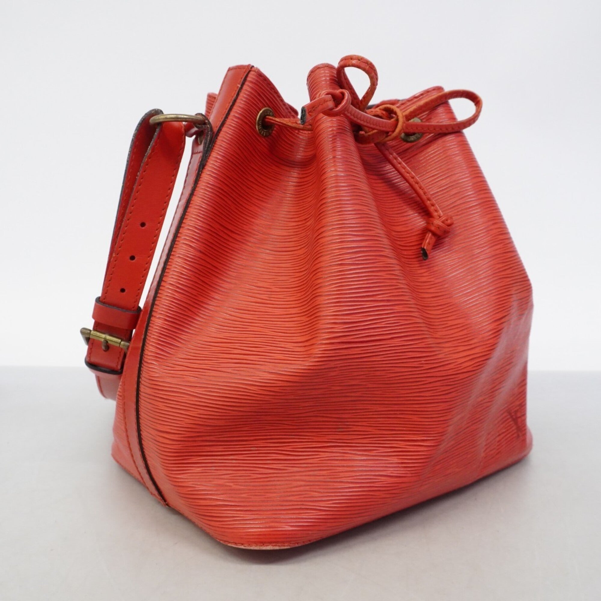 Louis Vuitton Castilian Red Shoulder Bag (Pre-Owned)