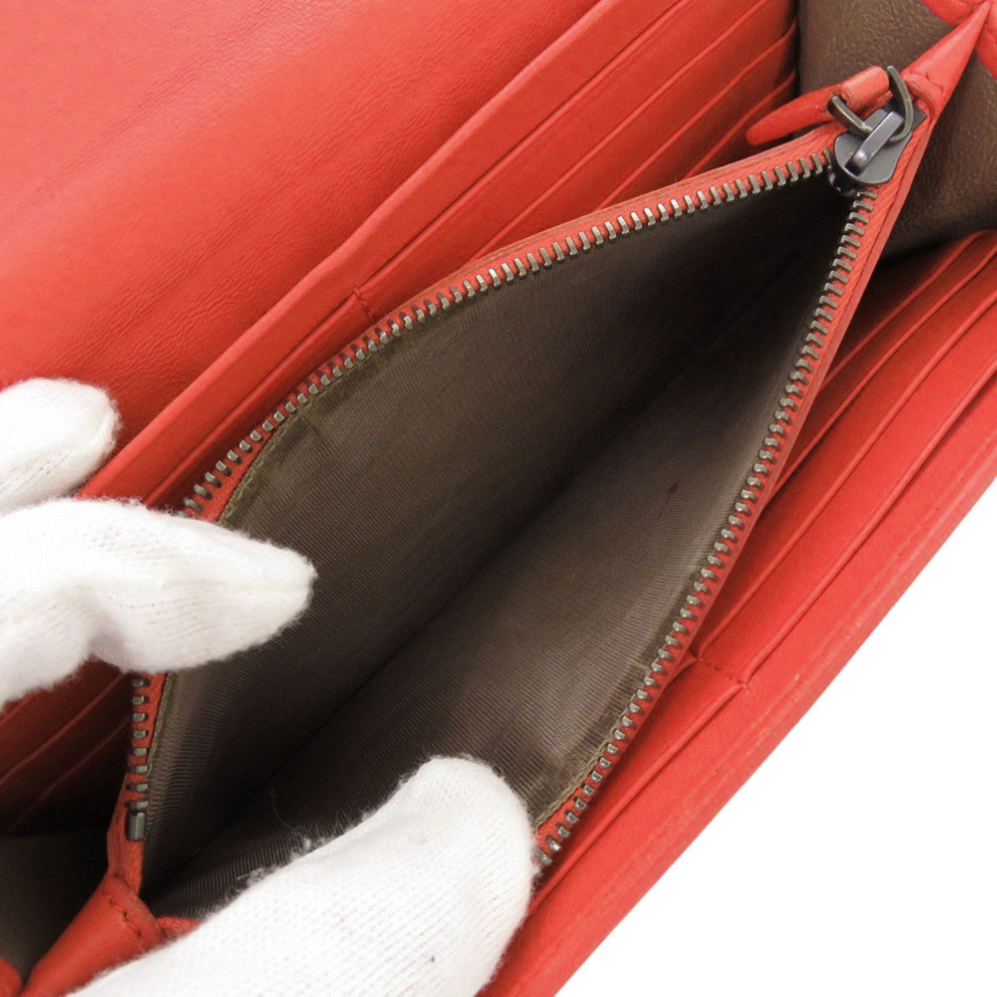 Bottega Veneta Red Color Intrecciato Long Wallet (Bi-Fold) (Pre-Owned)