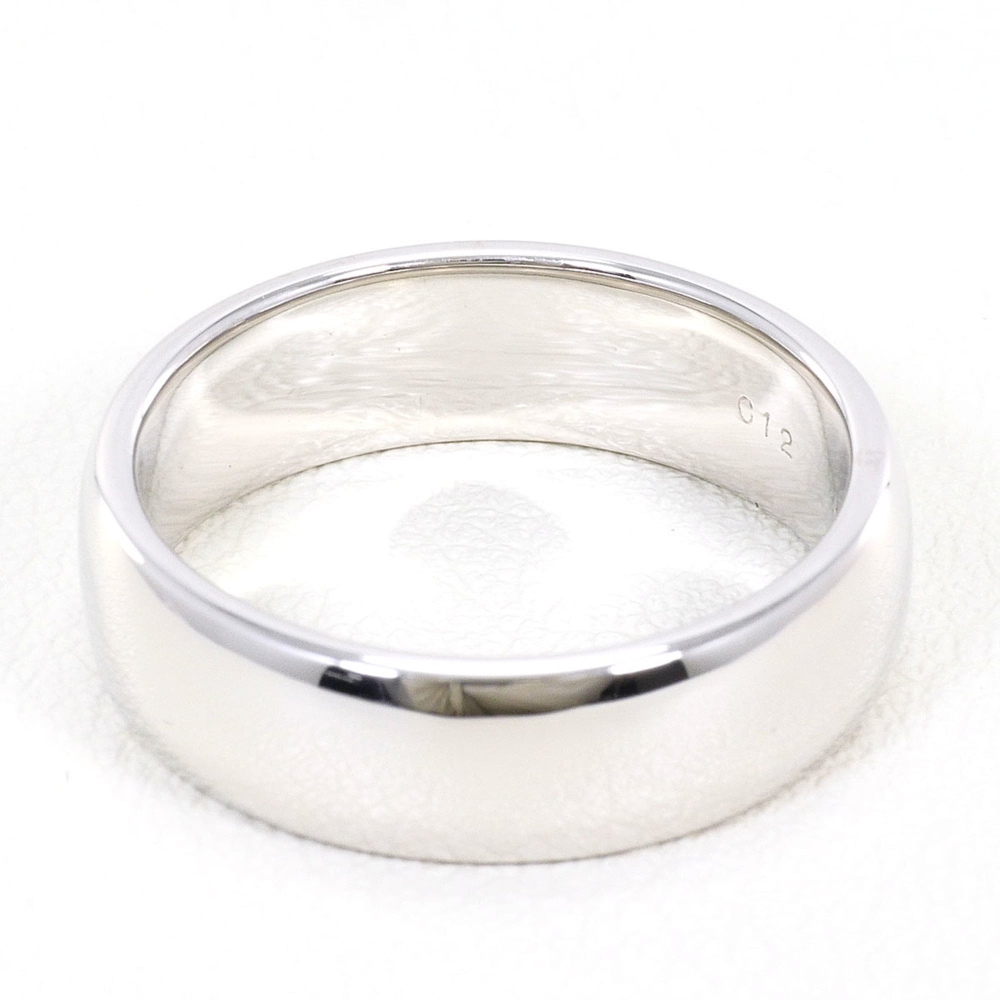 Unbranded White Gold White Gold (18K) Band Ring (Pre-Owned)