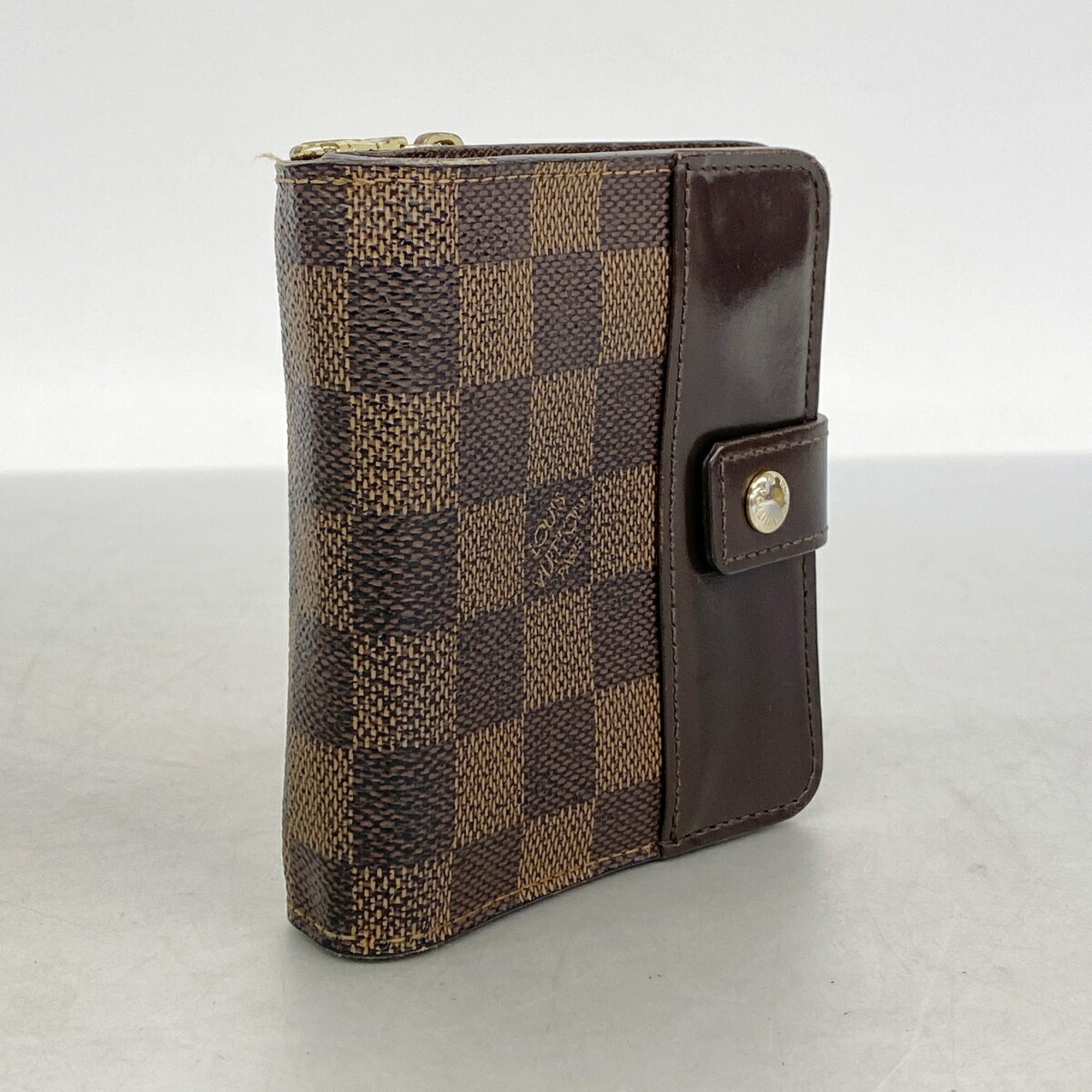 Louis Vuitton Damier Canvas Wallet (Bi-Fold) (Pre-Owned)