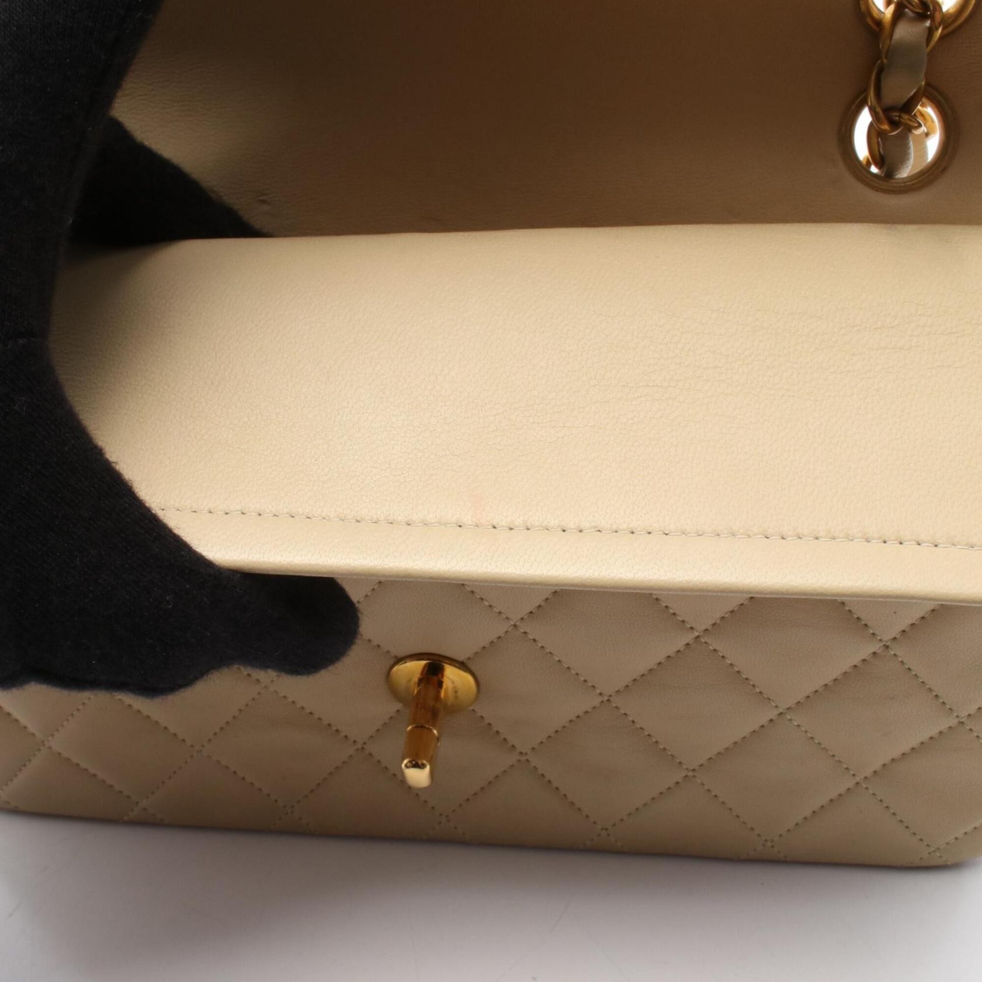 Chanel Beige Leather Handbag Shoulder Bag (Pre-Owned)