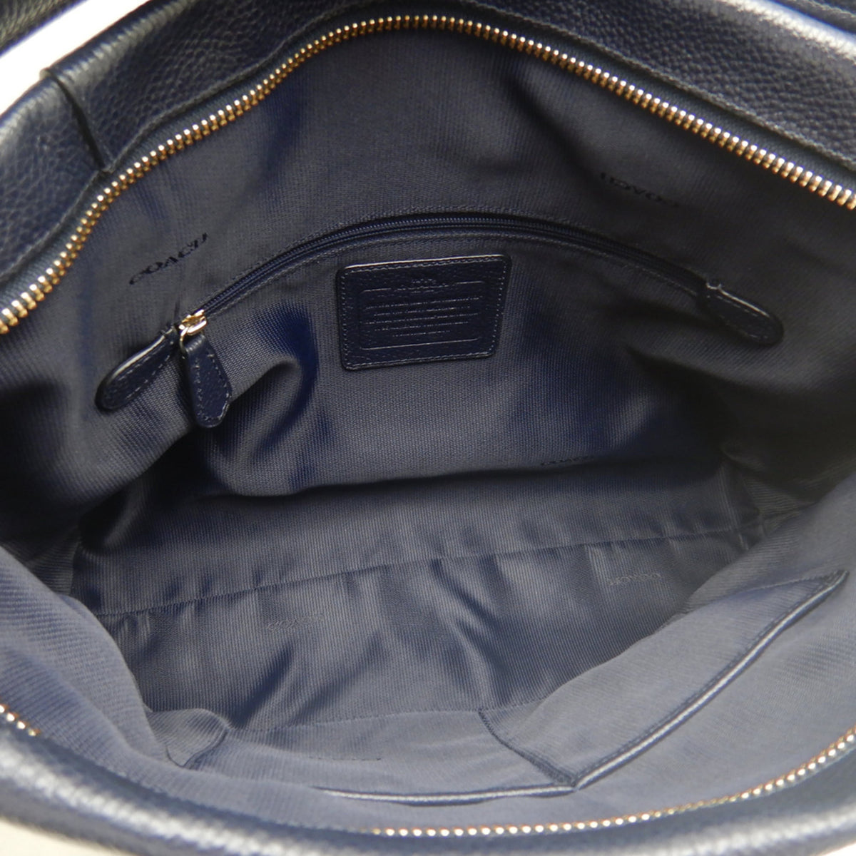 Coach Navy Leather Shoulder Bag (Pre-Owned)