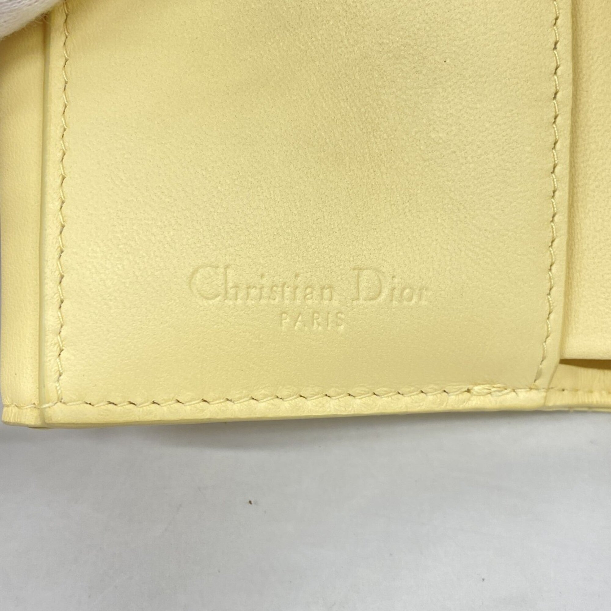 Christian Dior Ivory Wallet (Tri-Fold) (Pre-Owned)