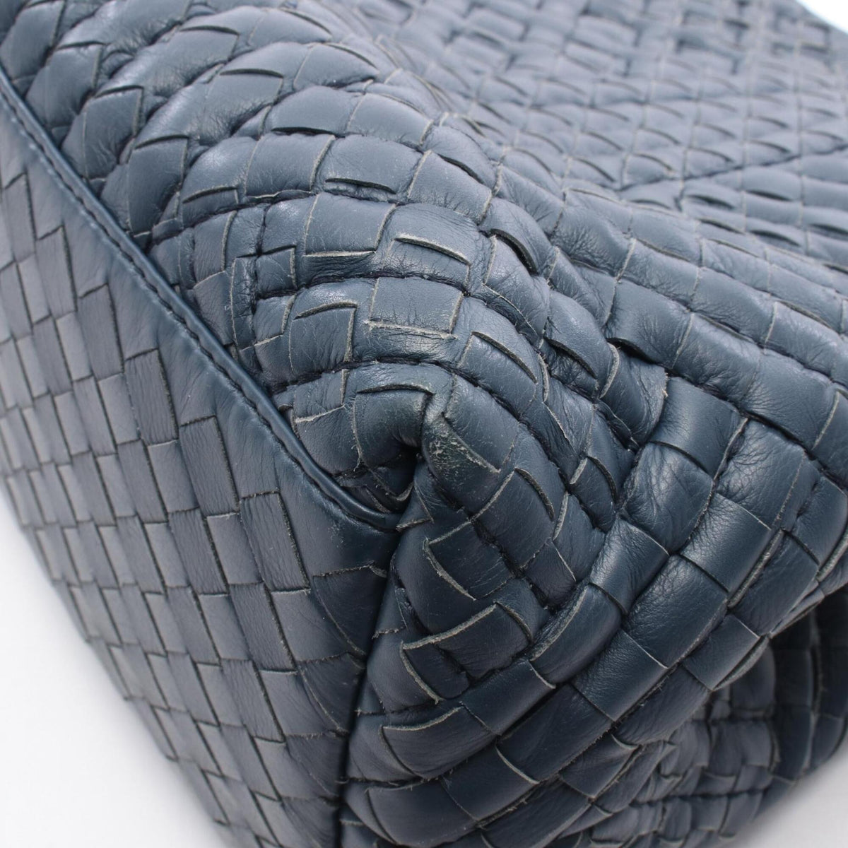 Bottega Veneta Navy Leather Handbag Shoulder Bag (Pre-Owned)