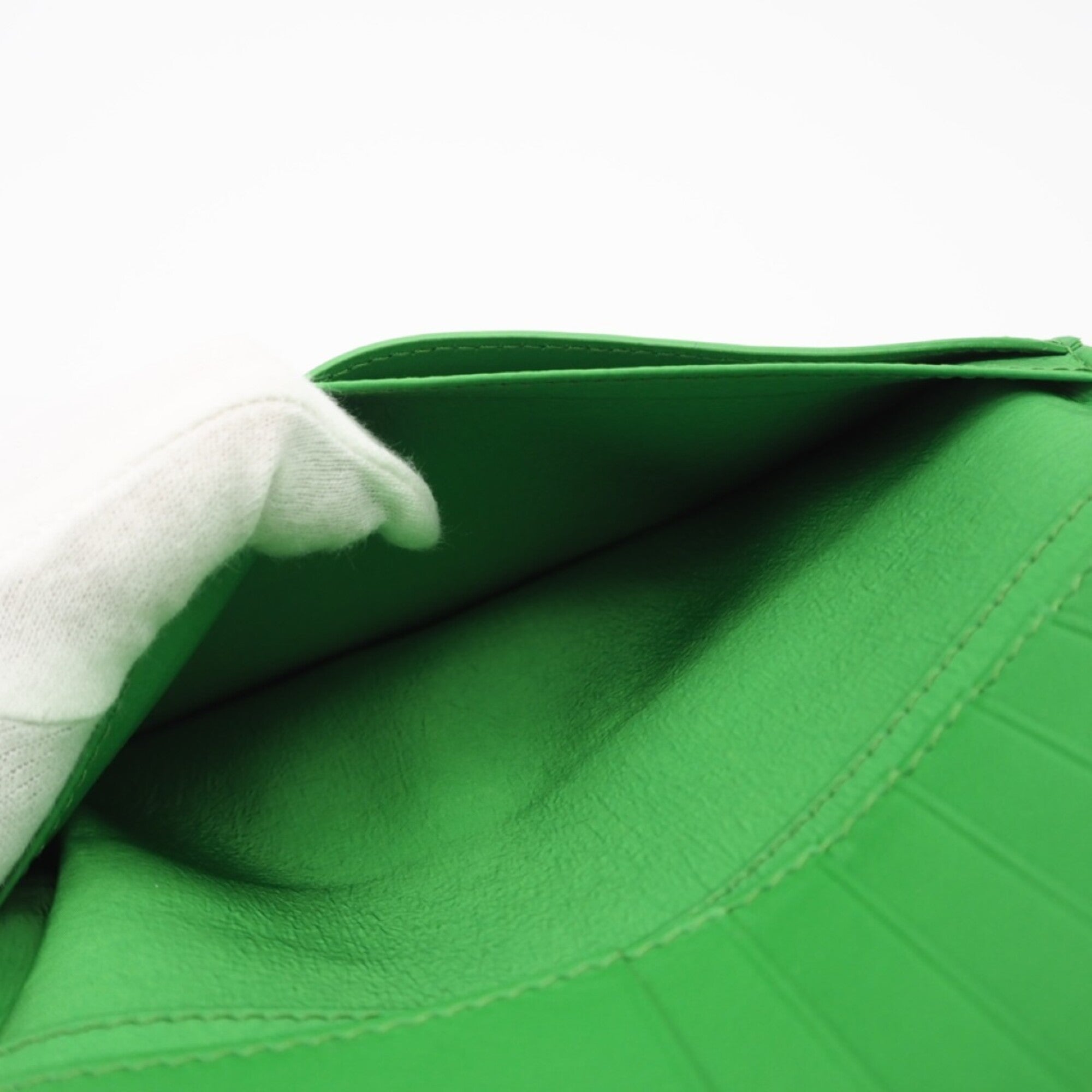 Bottega Veneta Green Leather Long Wallet (Bi-Fold) (Pre-Owned)