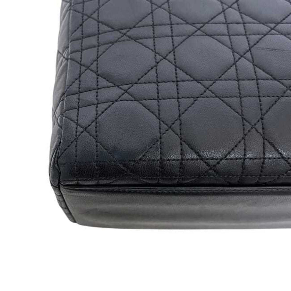 Christian Dior Black Leather Handbag (Pre-Owned)
