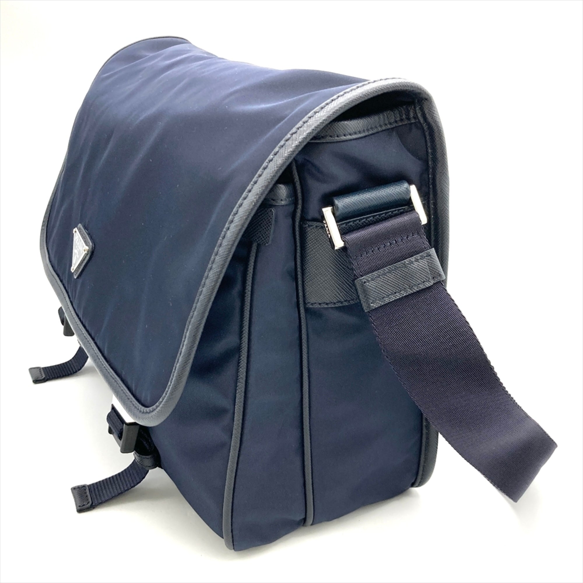 Prada Navy Nylon Shoulder Bag (Pre-Owned)