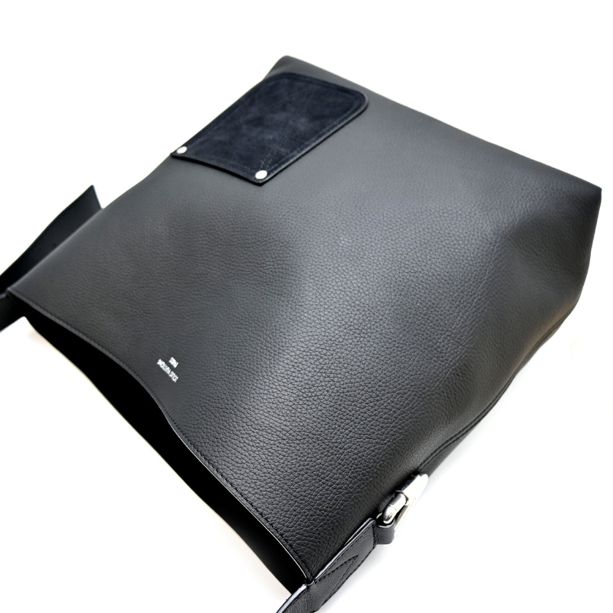Louis Vuitton Black Noir Leather Pouch Tote Bag (Pre-Owned)