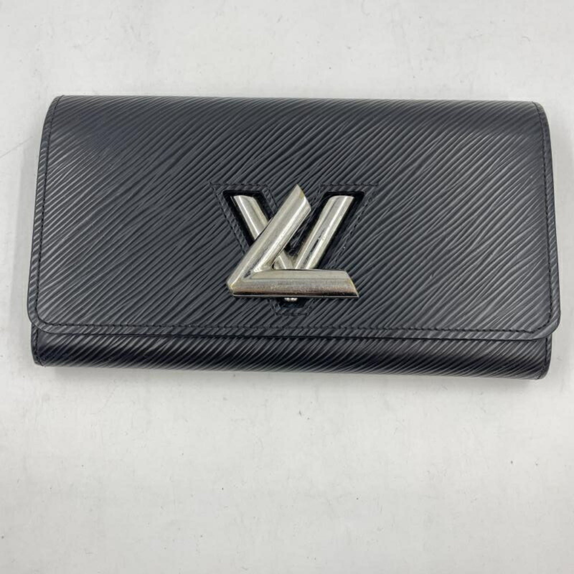 Louis Vuitton Epi Black Epi Leather Long Wallet (Bi-Fold) (Pre-Owned)