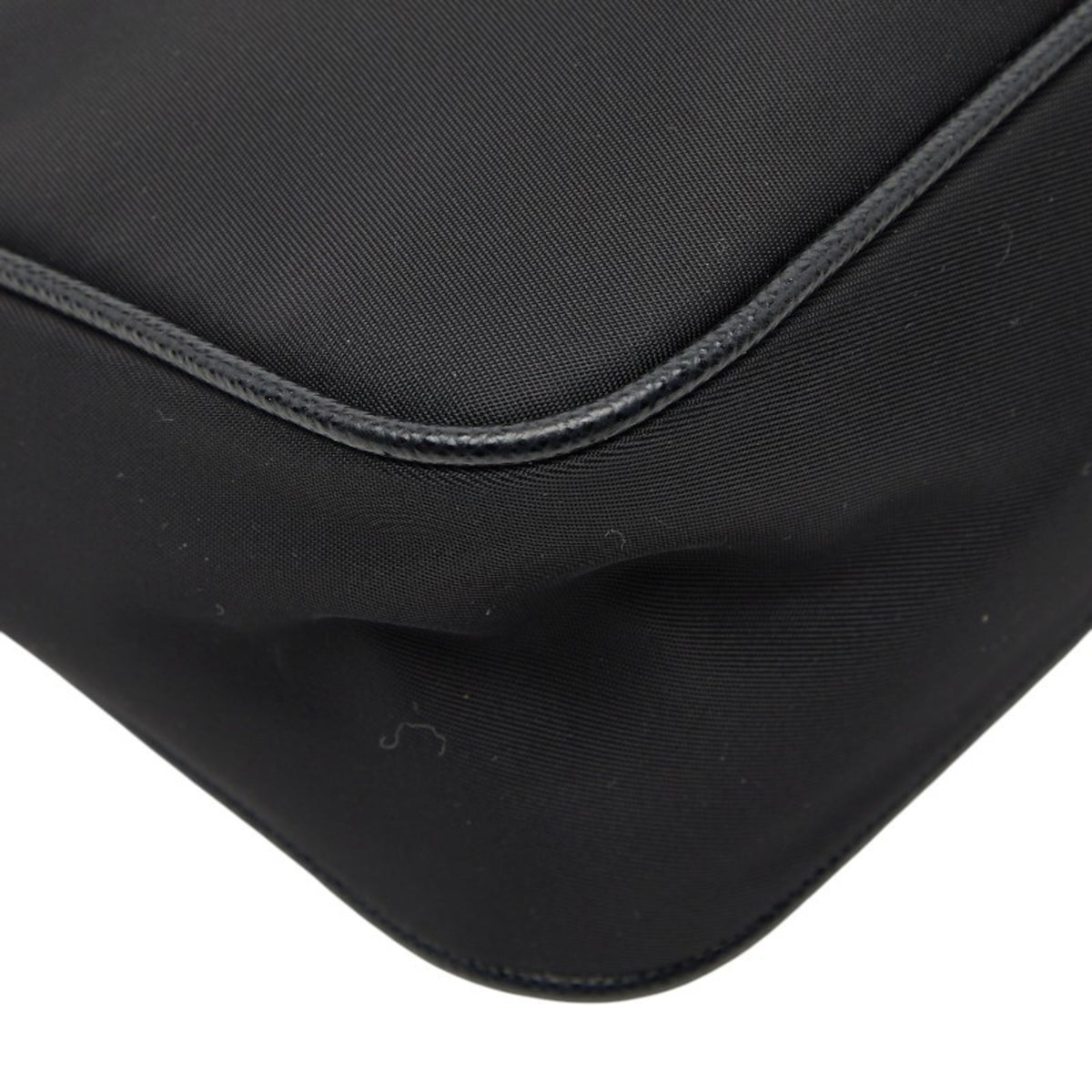 Prada Black Nylon Leather Handbag Shoulder Bag (Pre-Owned)