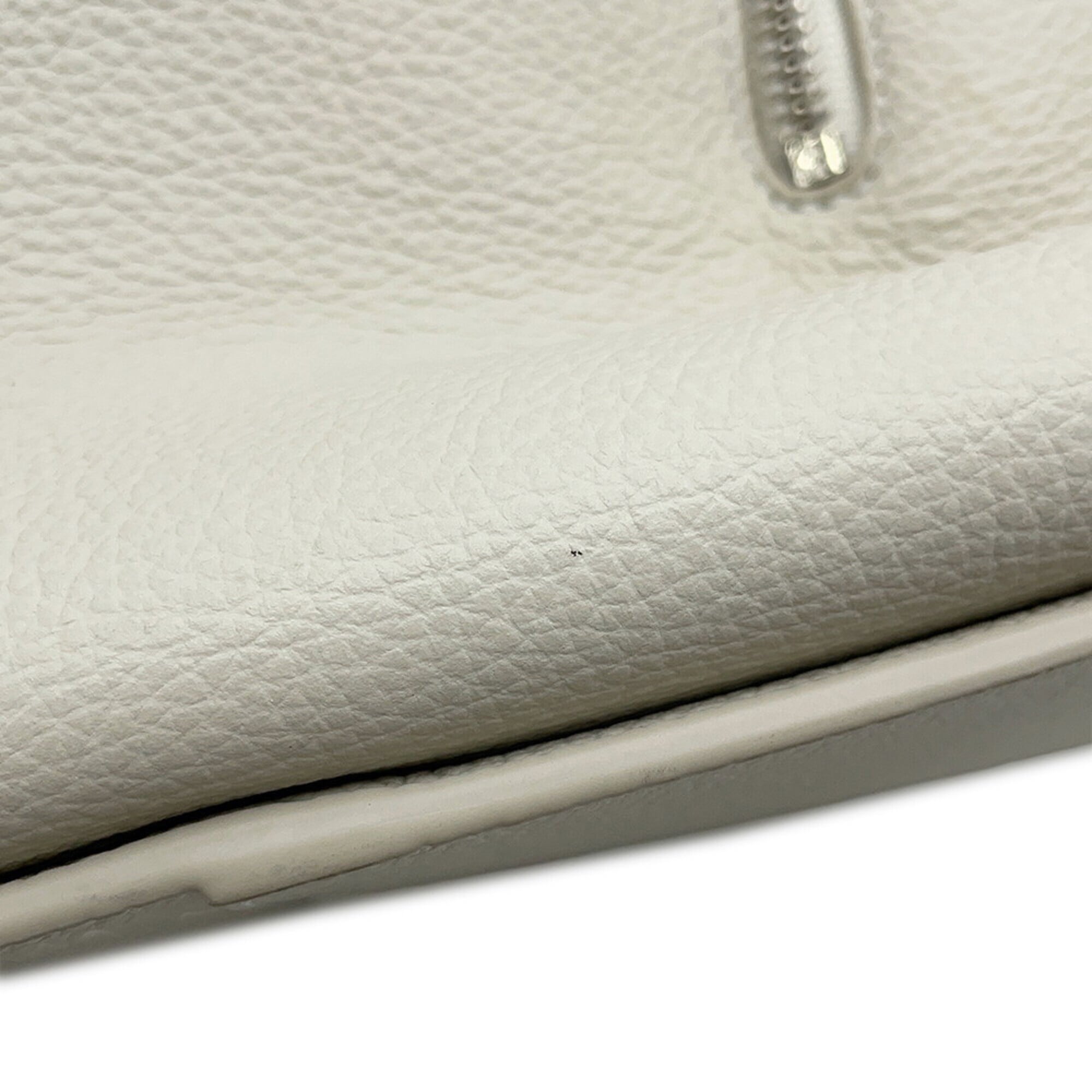Loewe Hammock White Leather Handbag Shoulder Bag (Pre-Owned)