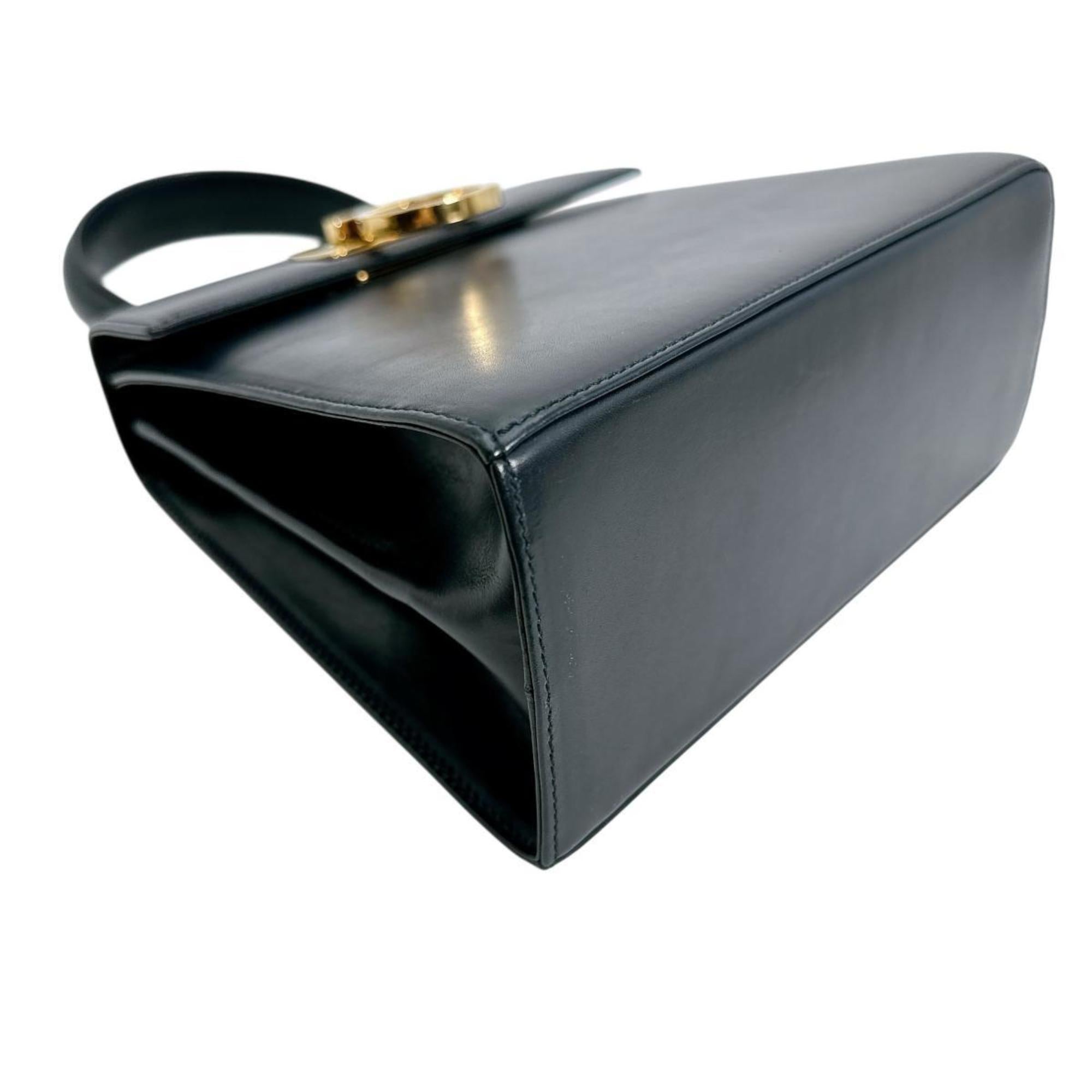 Salvatore Ferragamo Black Leather Handbag Shoulder Bag (Pre-Owned)