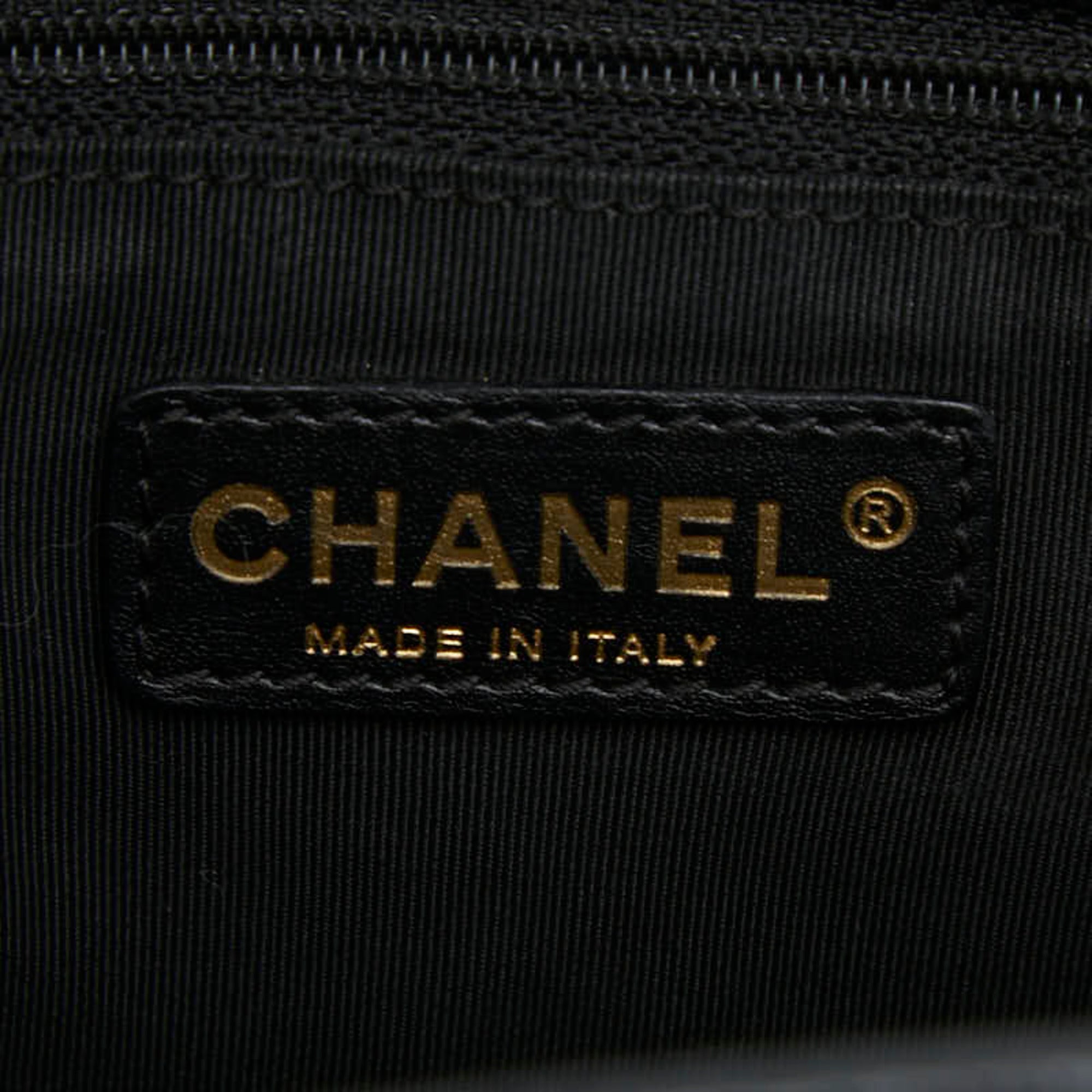 Chanel Black Grained Calfskin Shoulder Bag Tote Bag (Pre-Owned)