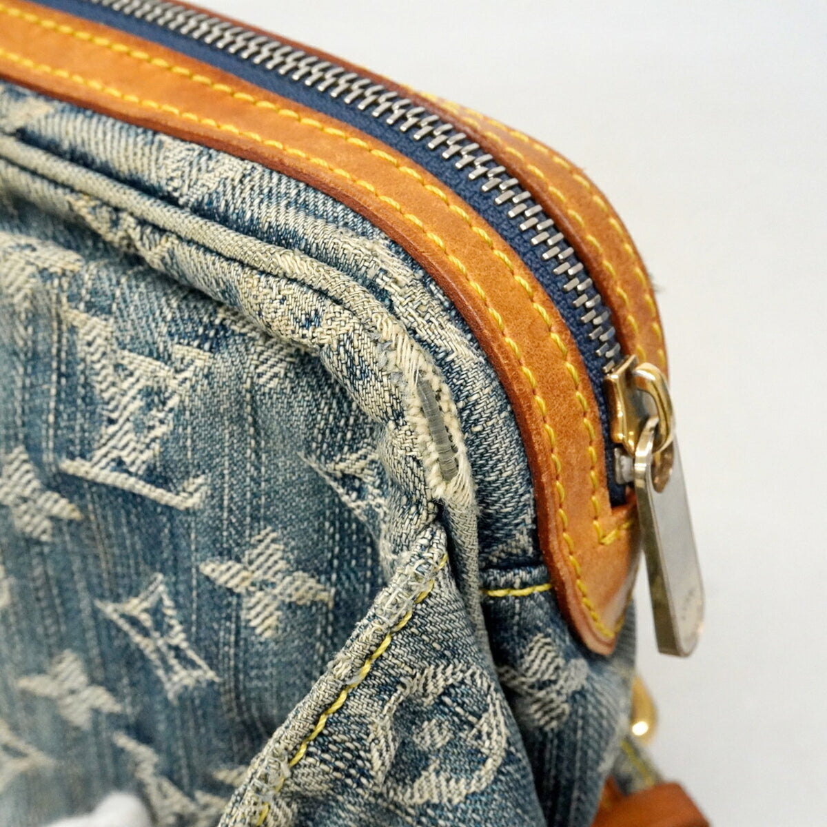 Louis Vuitton Blue Fanny Pack (Pre-Owned)
