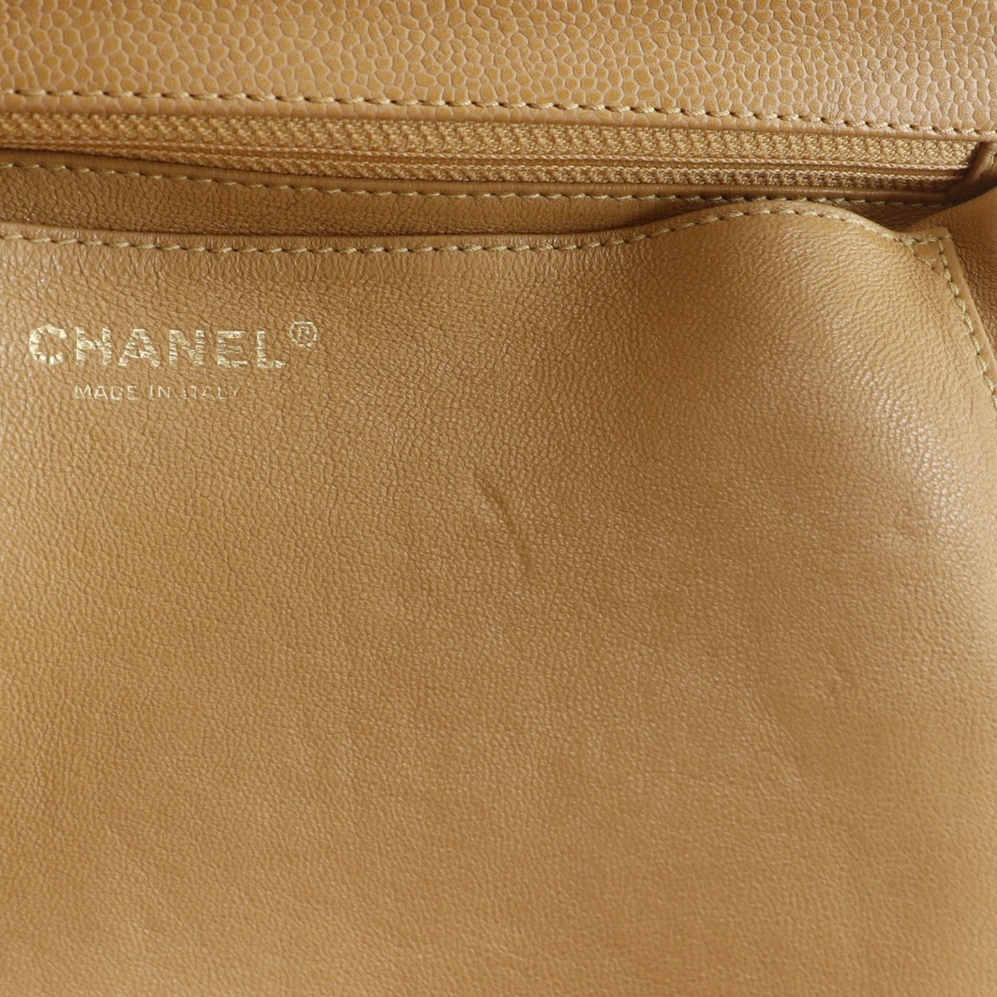 Chanel Beige Grained Calfskin Handbag (Pre-Owned)