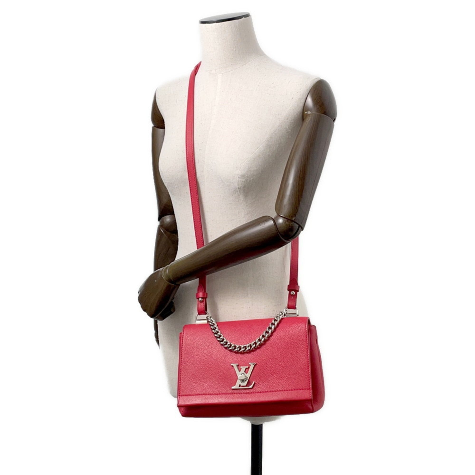 Louis Vuitton Lockme Ii Red Color Ruby Leather Handbag (Pre-Owned)