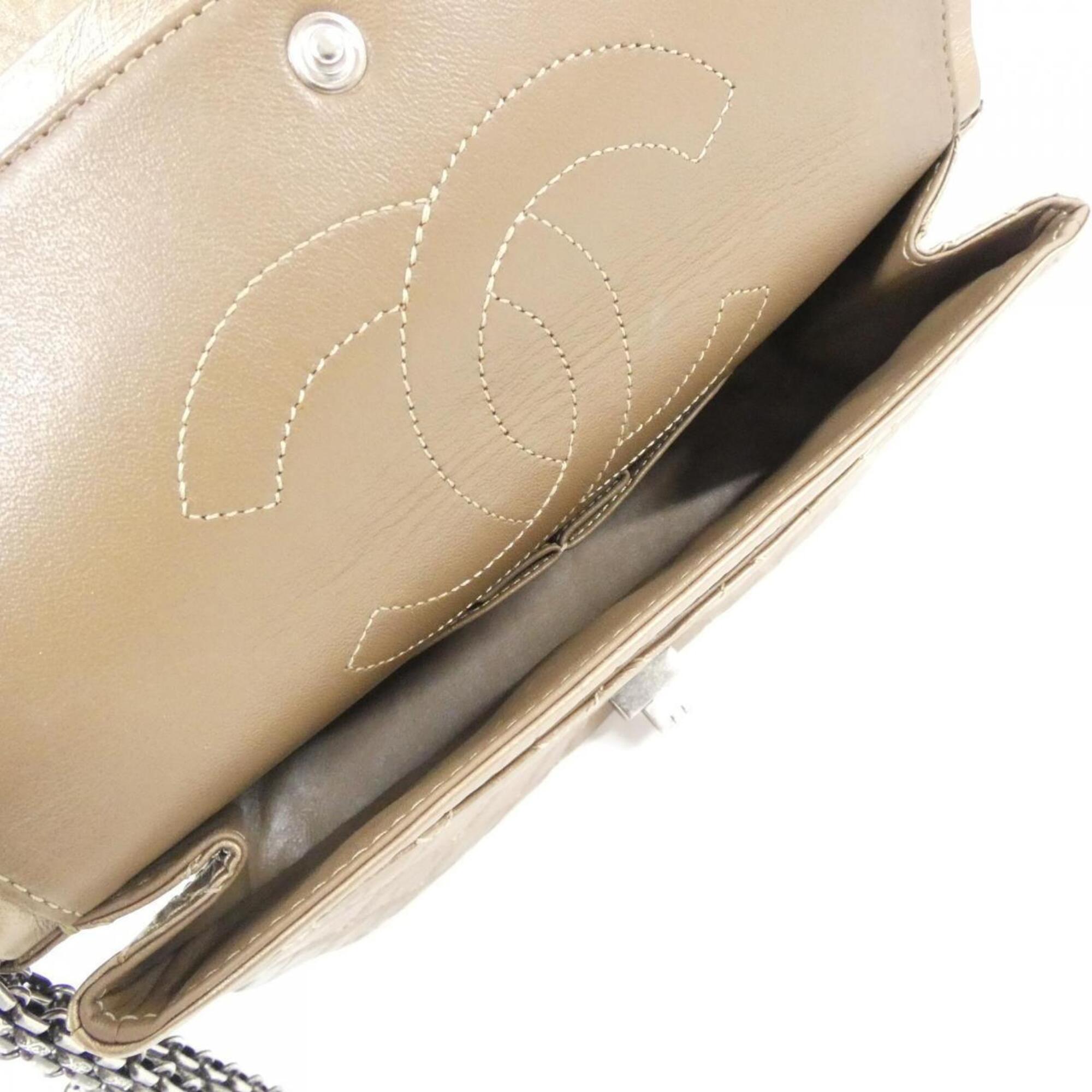 Chanel Beige Gold Gold Leather Shoulder Bag (Pre-Owned)