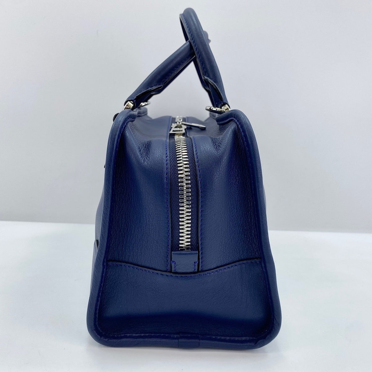 Loewe Navy Handbag (Pre-Owned)