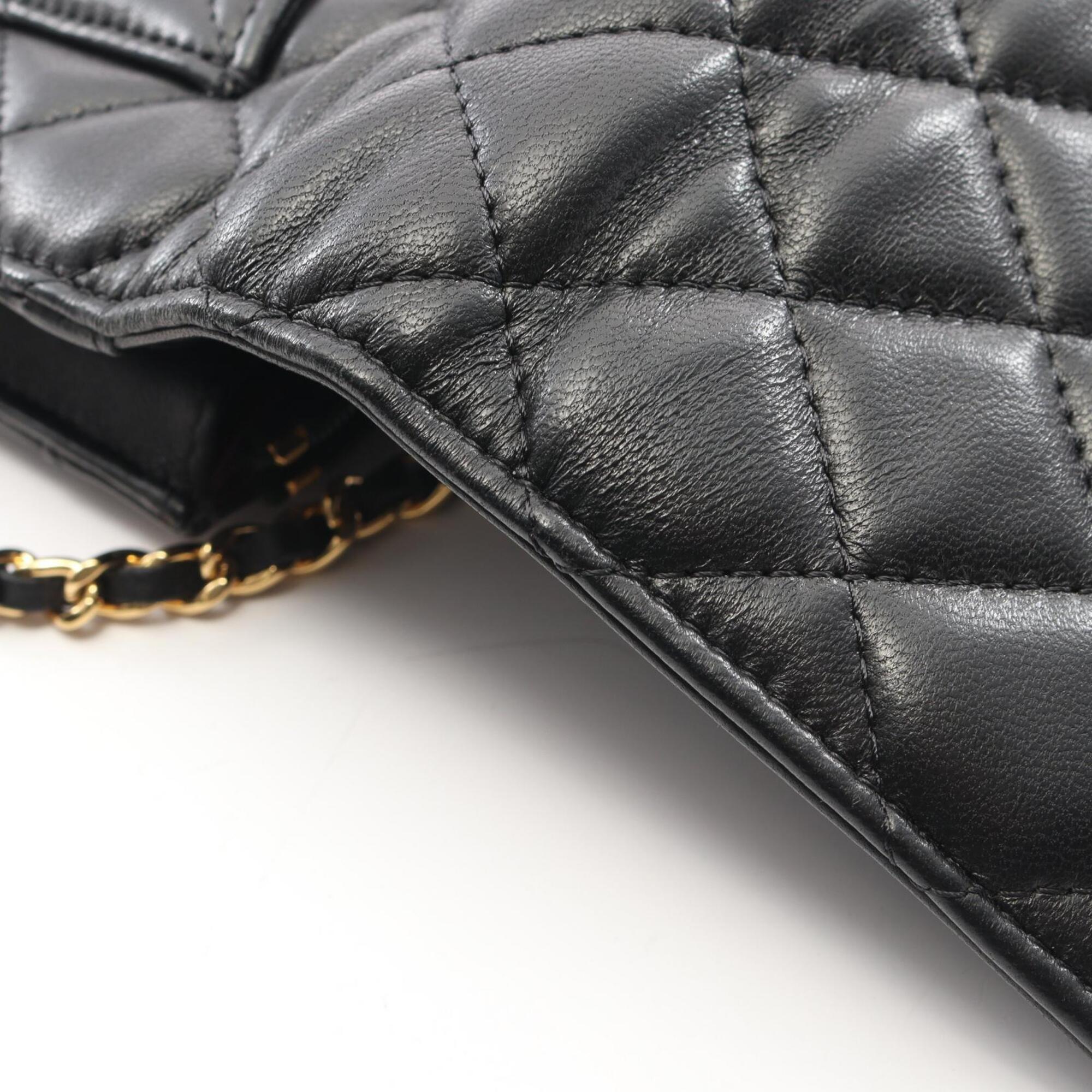 Chanel Black Leather Handbag Shoulder Bag (Pre-Owned)