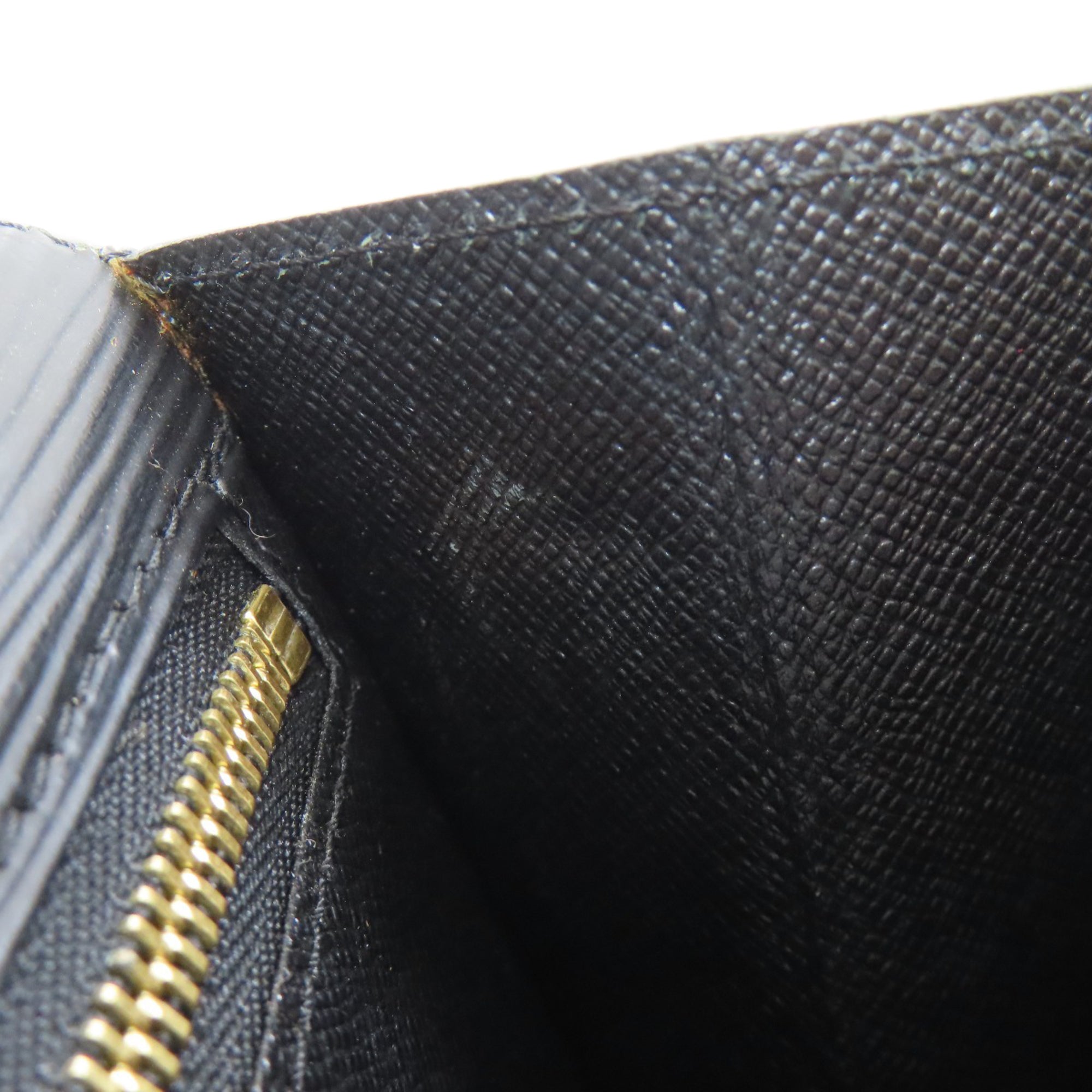 Louis Vuitton Noir Epi Leather Clutch Bag Pochette (Pre-Owned)