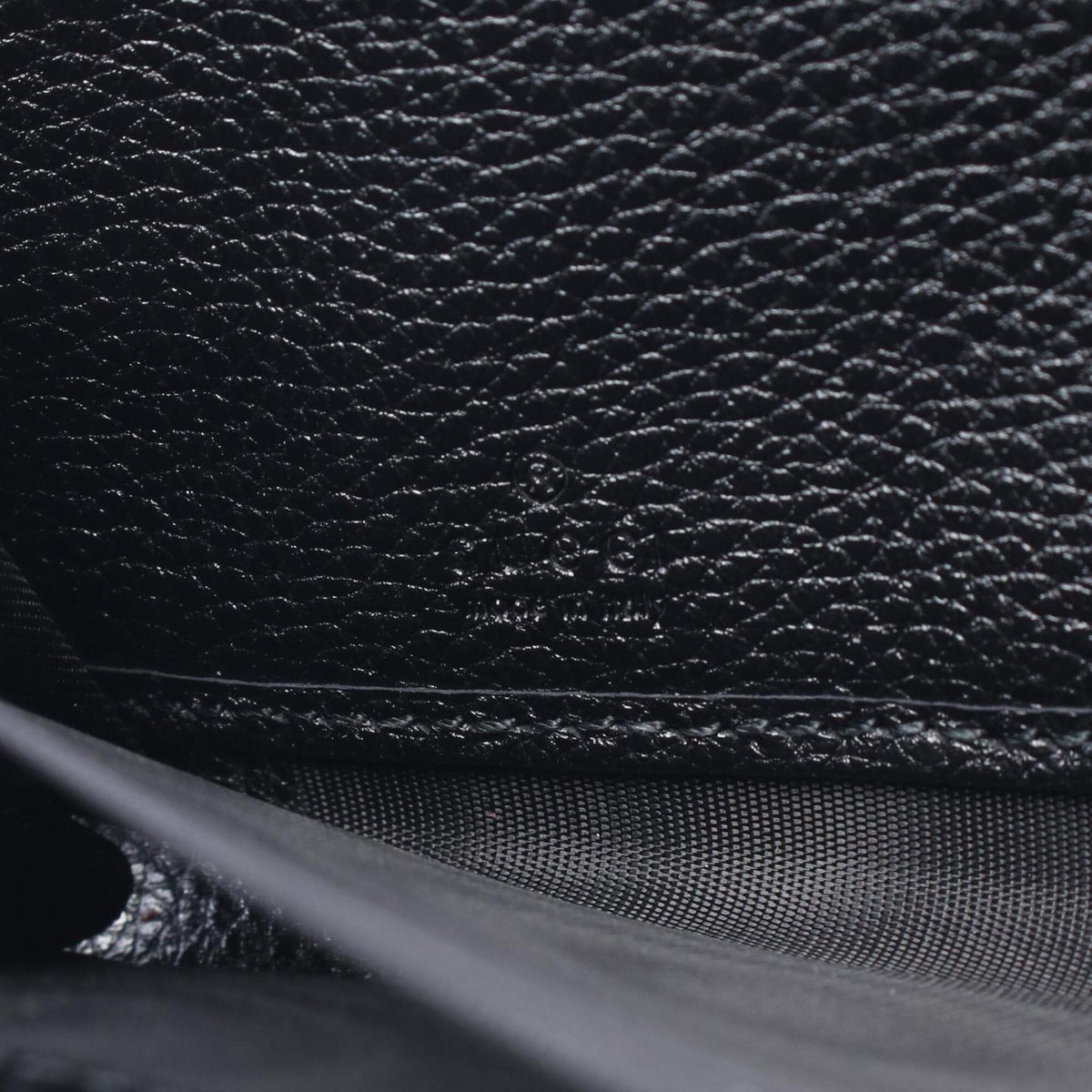 Gucci Black Leather Long Wallet (Bi-Fold) (Pre-Owned)