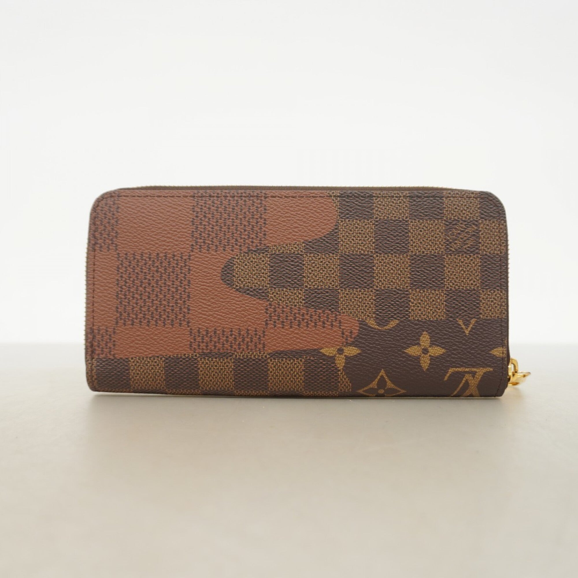 Louis Vuitton Brown Long Wallet (Bi-Fold) (Pre-Owned)