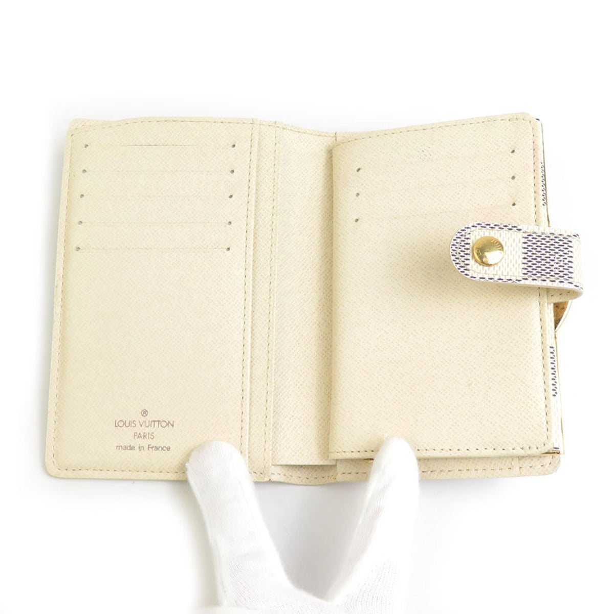 Louis Vuitton Damier Azur Ivory Damier Azur Wallet (Bi-Fold) (Pre-Owned)